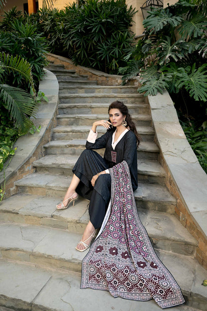 Nishat Linen - 3 Piece - Embroidered Suit - KFW23-80