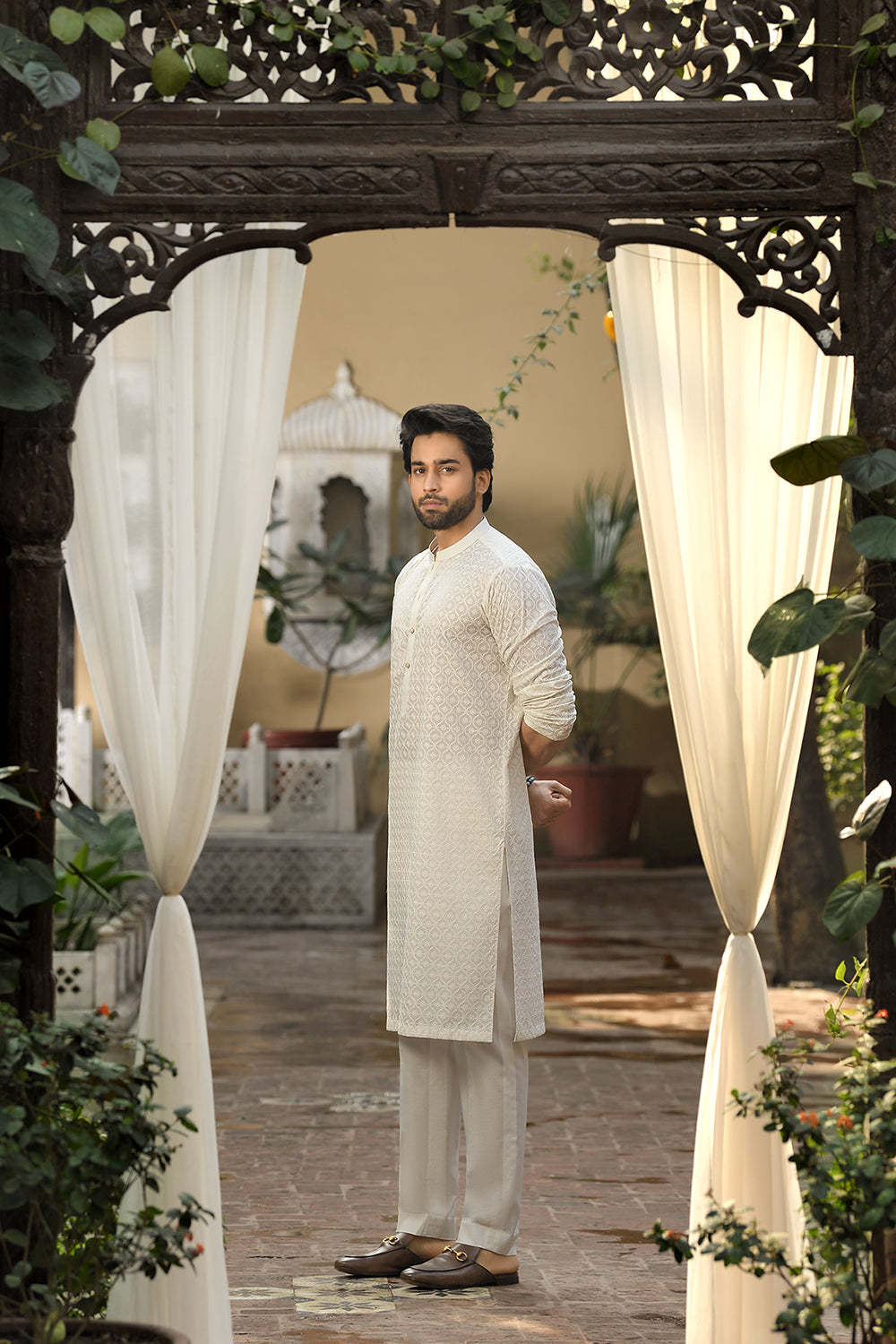 Nishat Linen - KNS22-02-Embroidered 2PC
