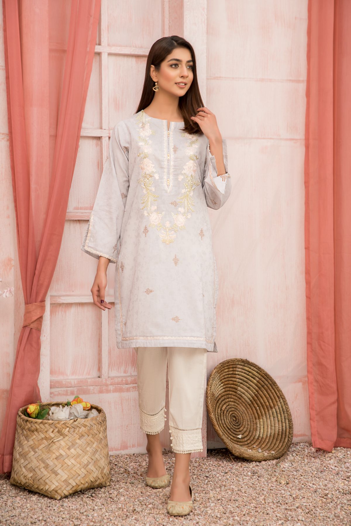 Embroidered Kurta - LDS 533