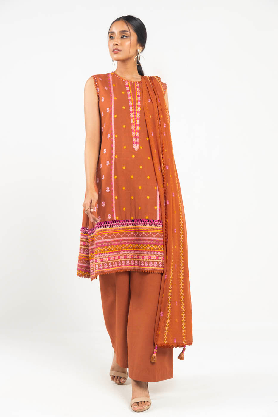 3 Pc Embroidered Khaddar Suit With Bamber Dupatta