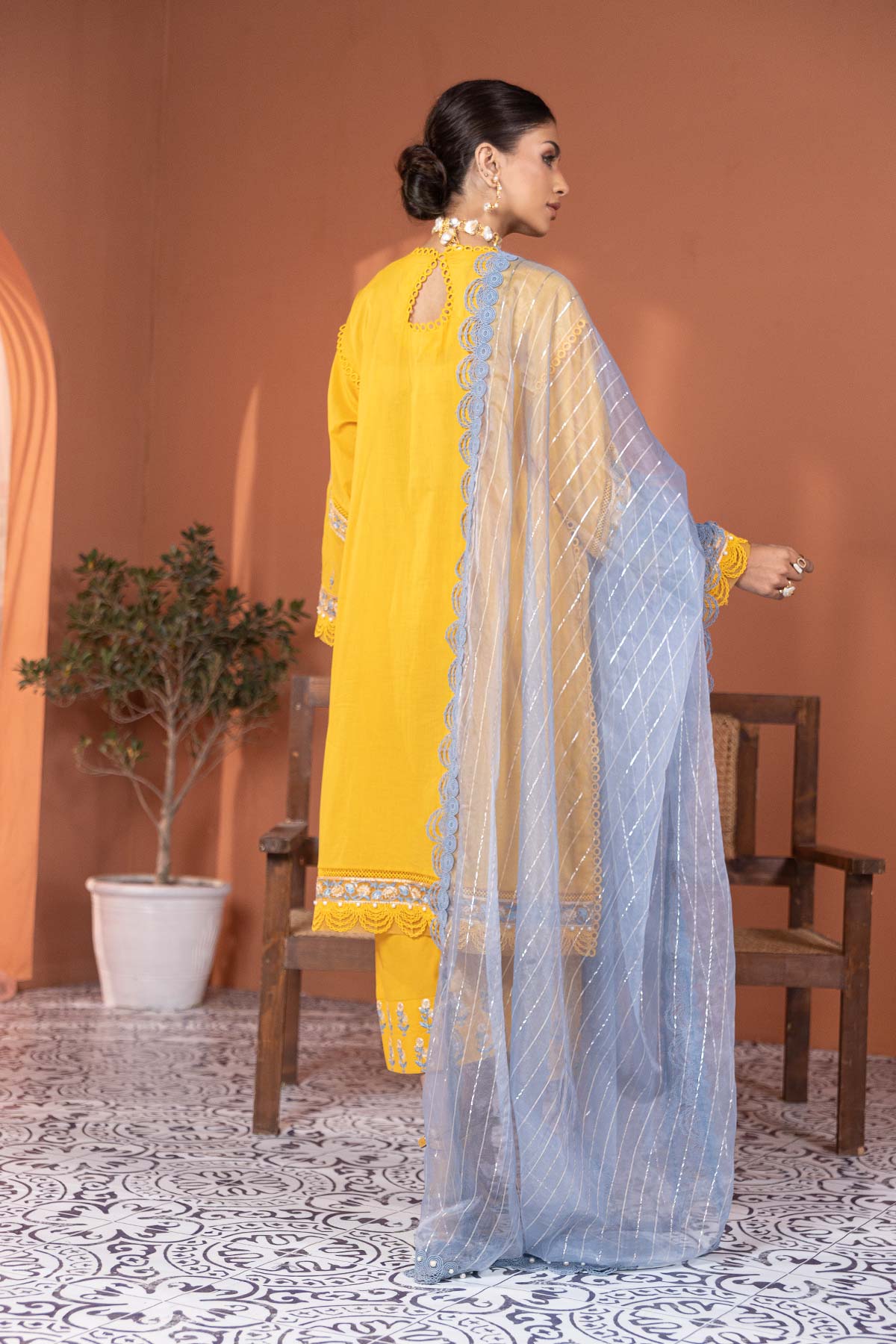 3 Pc Embroidered Lawn Suit With Organza Jacquard Dupatta