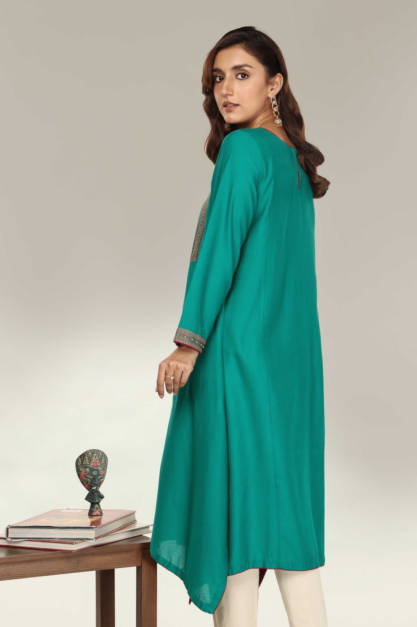 Chinyere - EPHEMERAL (BB8508)