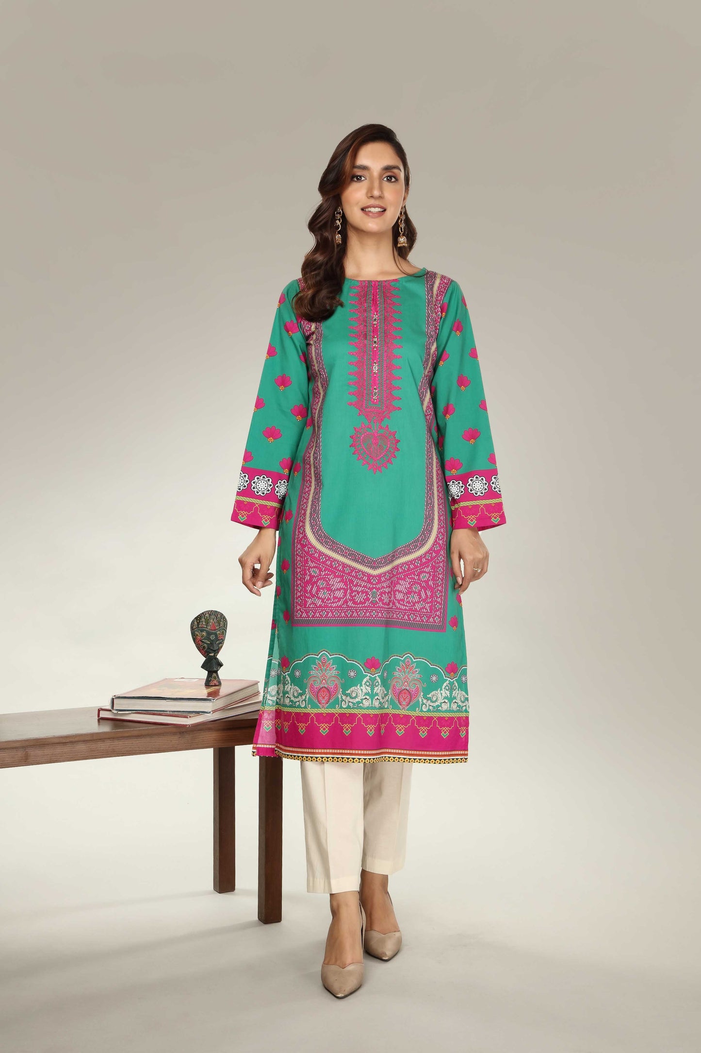 Chinyere - FUCHSIA MAZE (PD0960)