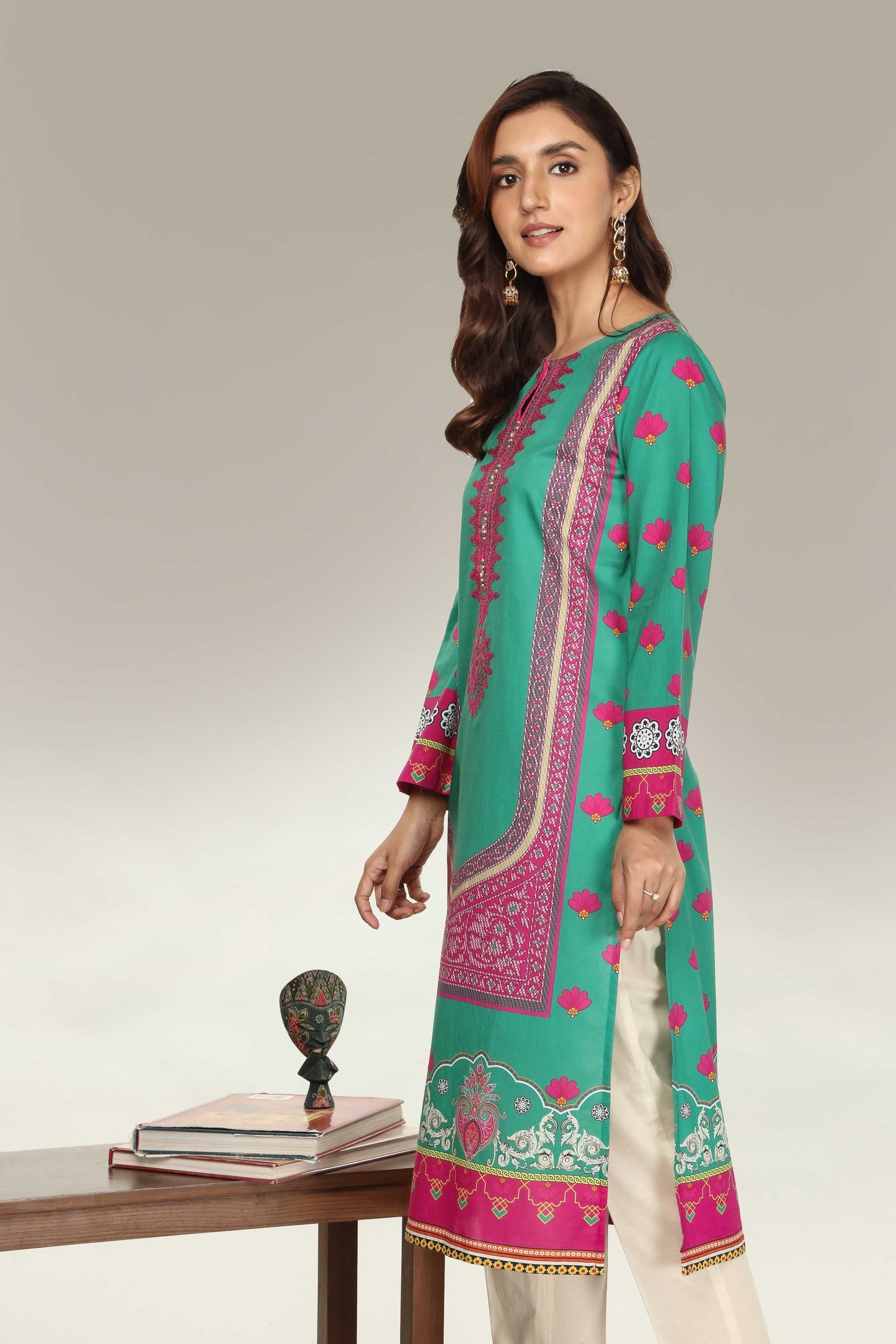 Chinyere - FUCHSIA MAZE (PD0960)