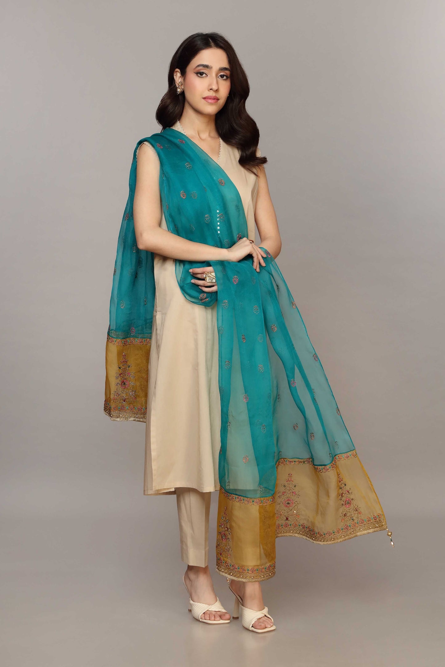 Chinyere - RANGEELI D (AA4865)