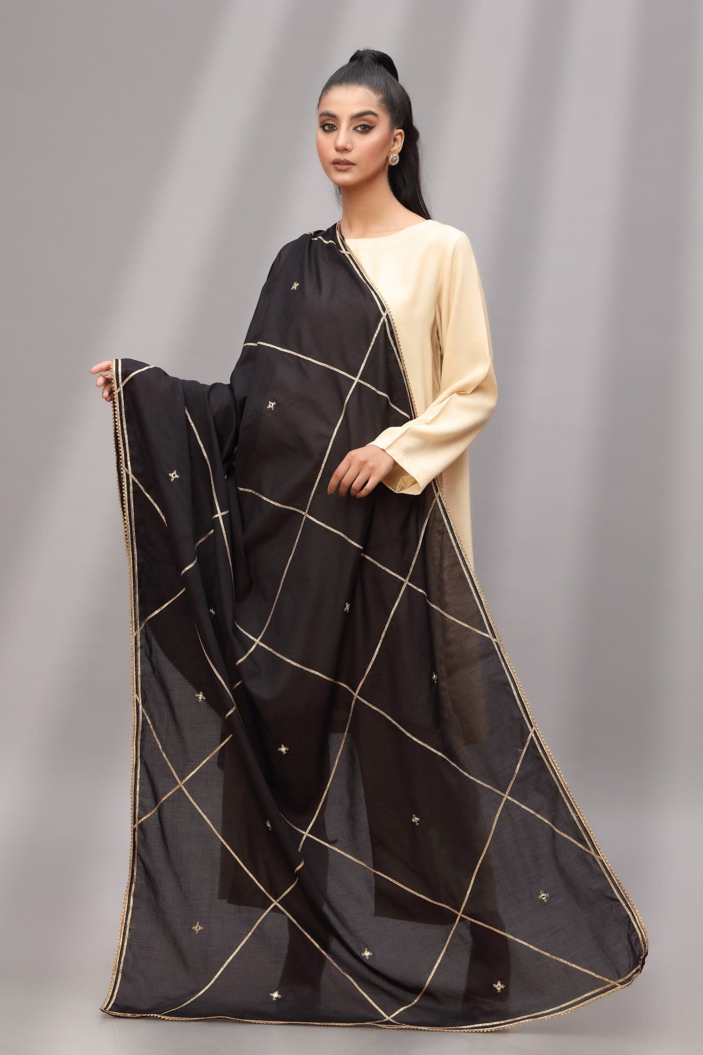 Chinyere - NESSA (BB9112)