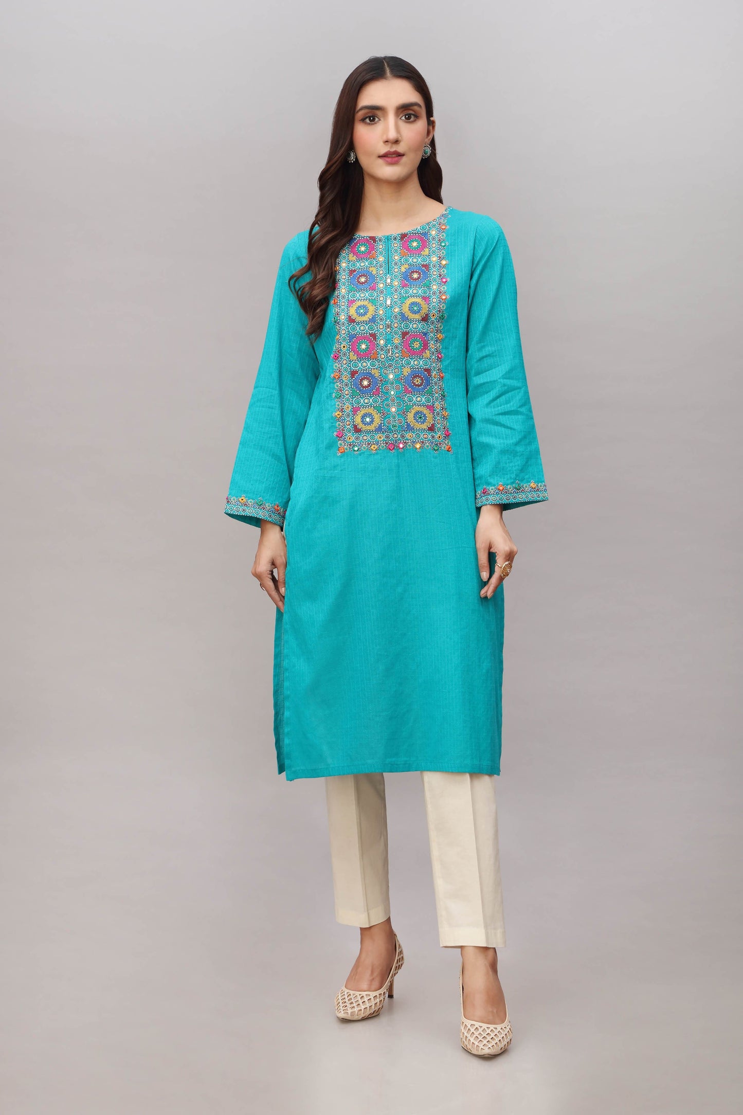 Chinyere - NEEL GUBT (BB9123)