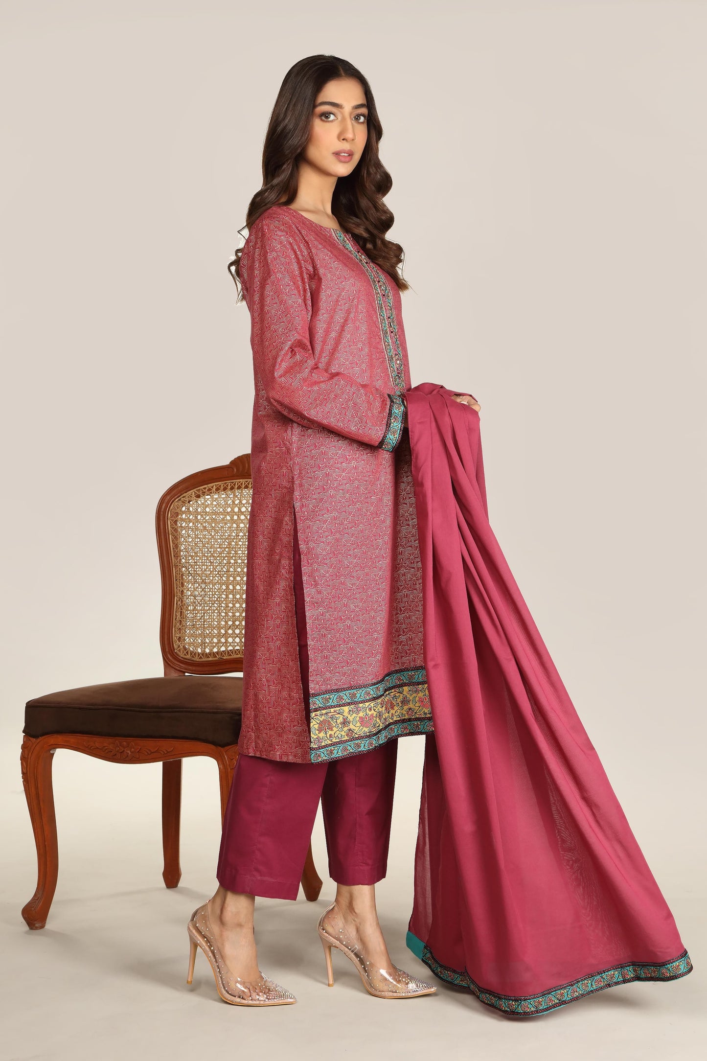 Chinyere - ANGHARI (BB8901)