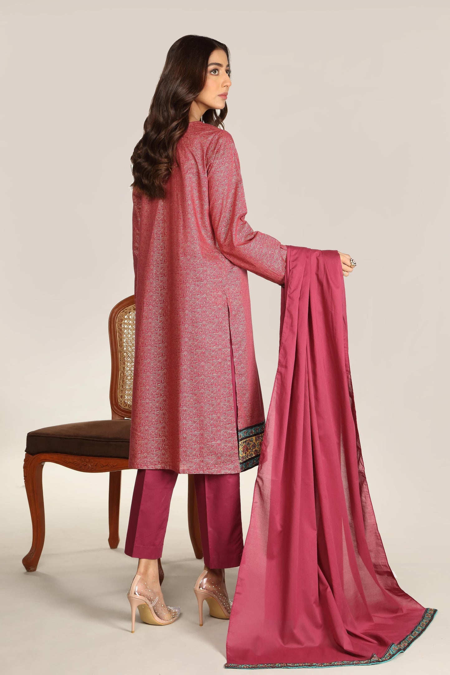 Chinyere - ANGHARI (BB8901)