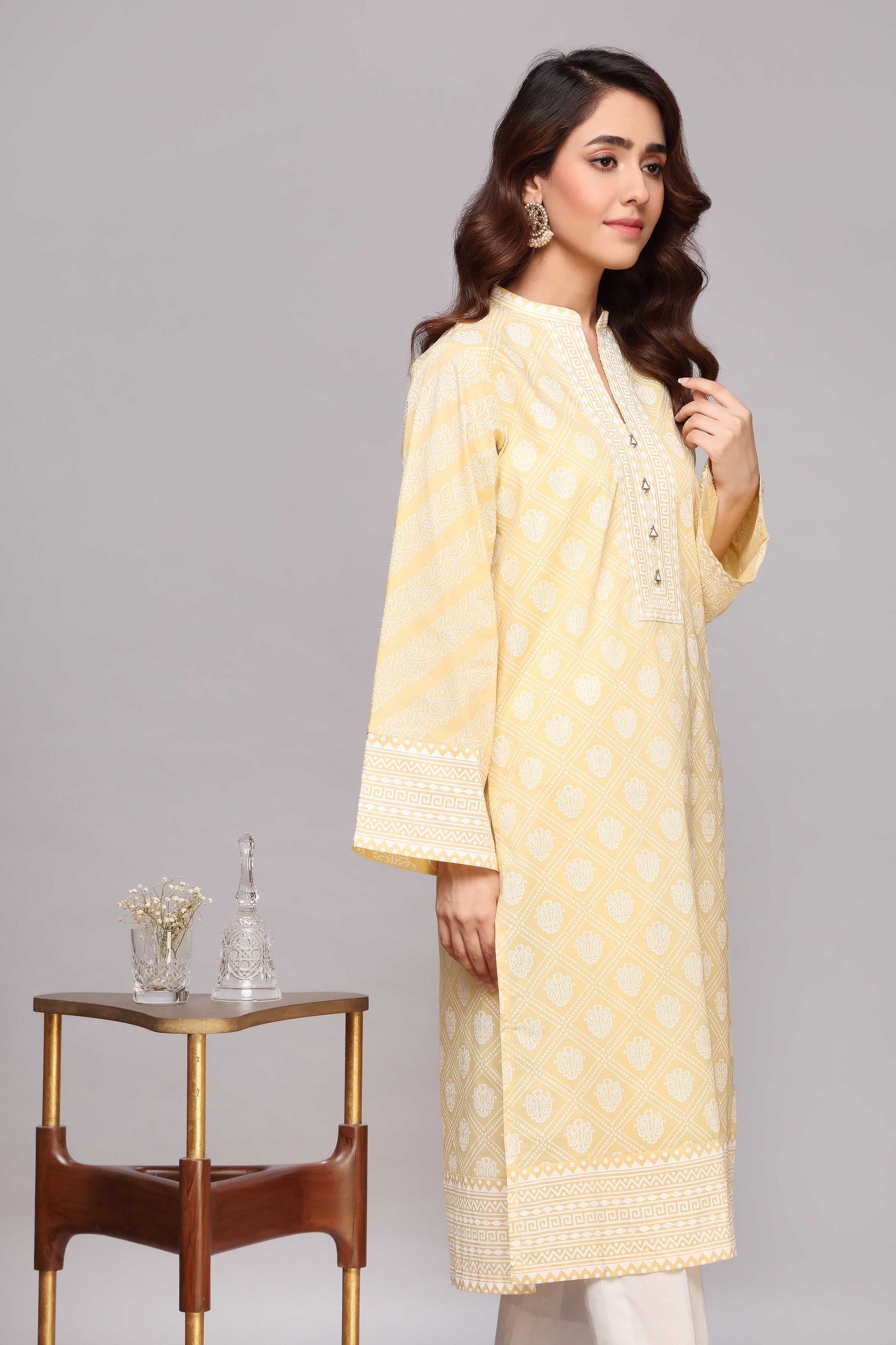 Chinyere - ALBINA (HB0836)