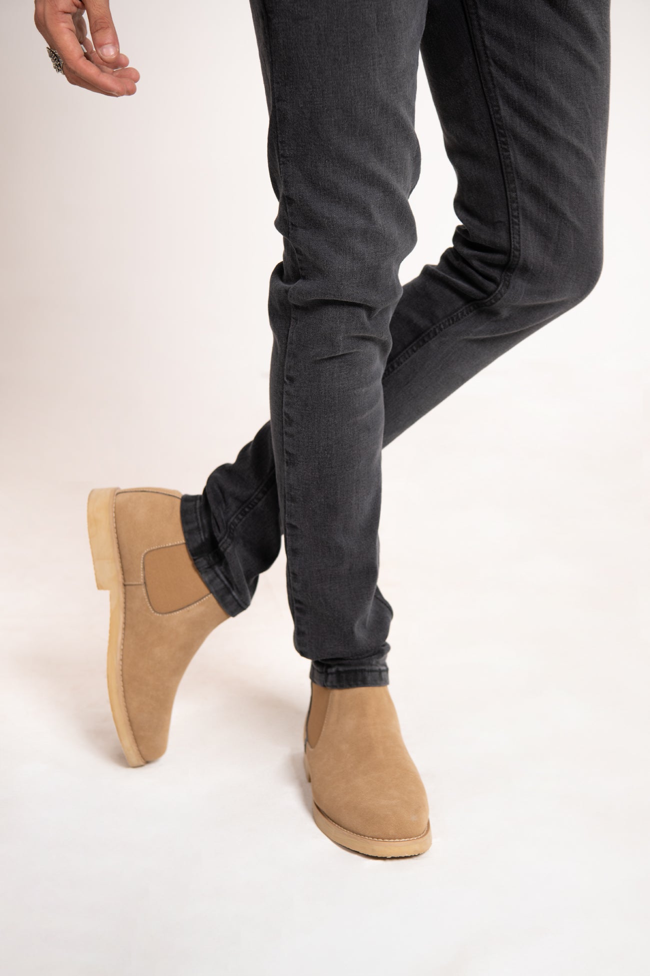 BTW - FAUX SUEDE ANKLE BOOTS