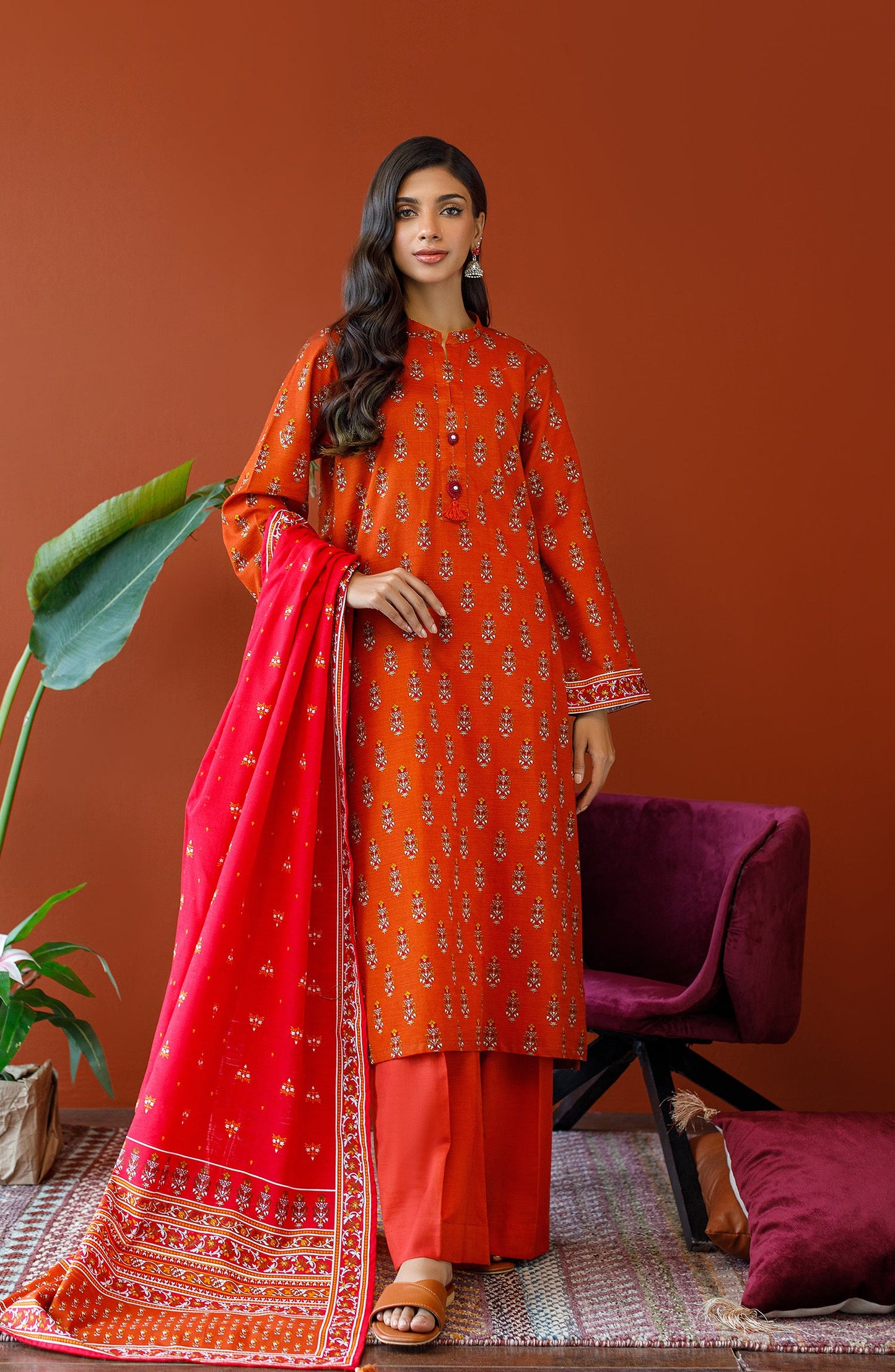Orient - Unstitched 3 Piece Printed Khaddar Shirt , Khaddar Pant and Khaddar Dupatta