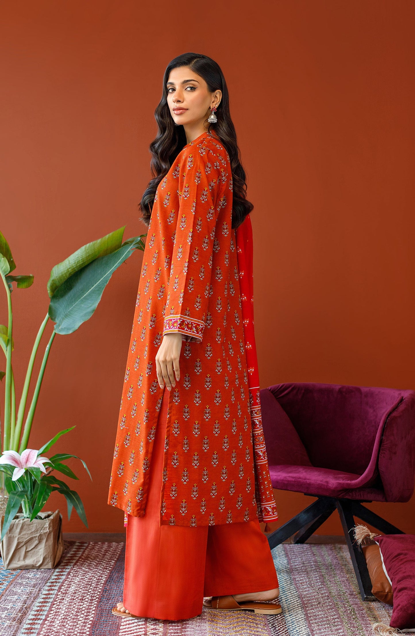 Orient - Unstitched 3 Piece Printed Khaddar Shirt , Khaddar Pant and Khaddar Dupatta