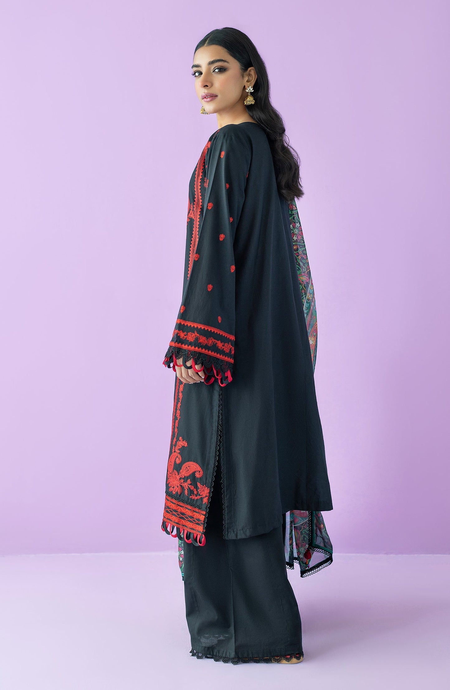 Orient - Unstitched 3 Piece Embroidered Lawn Shirt , Cambric Pant and Silk Dupatta