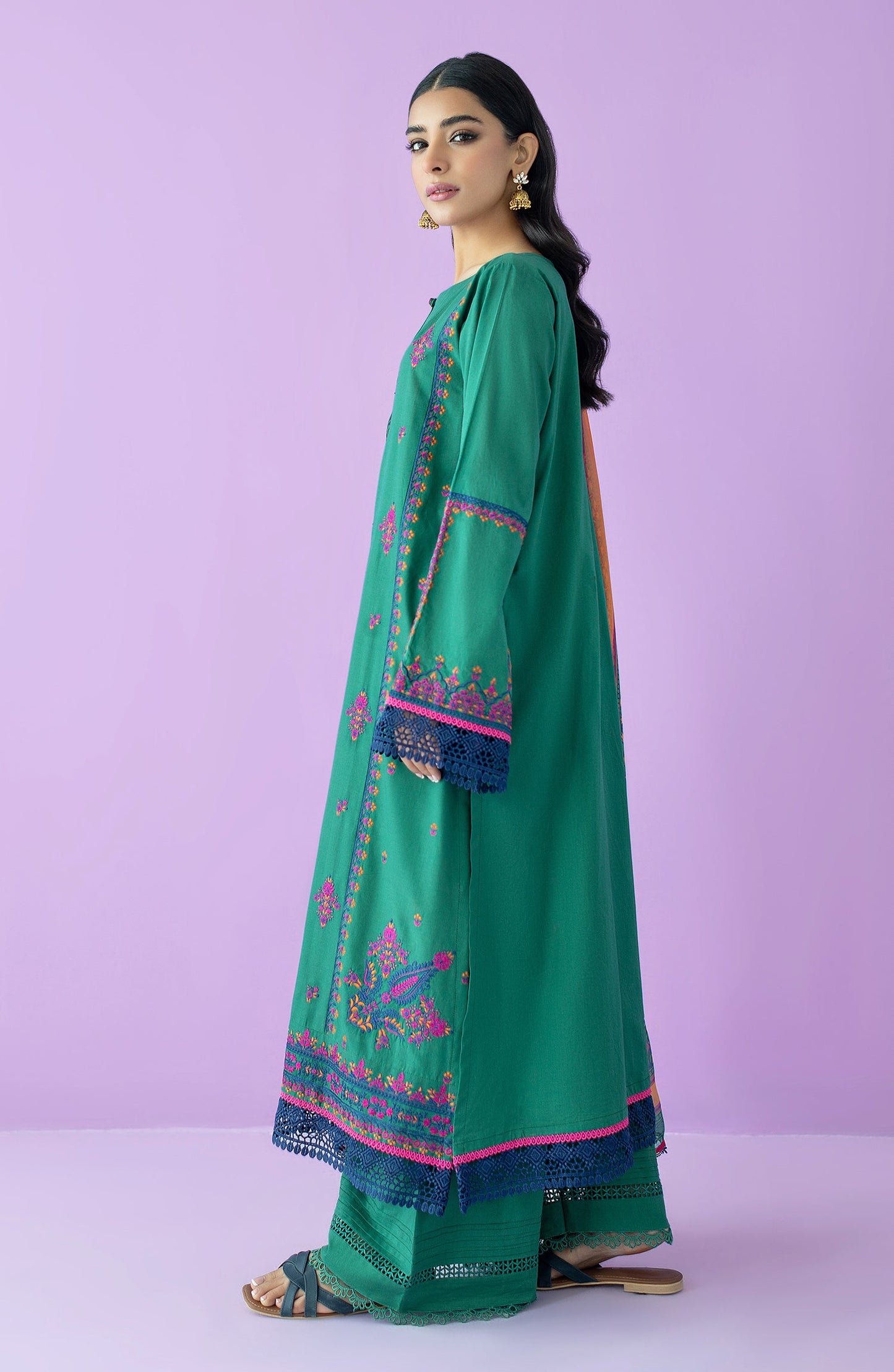 Orient - Unstitched 3 Piece Embroidered Lawn Shirt , Cambric Pant and Silk Dupatta