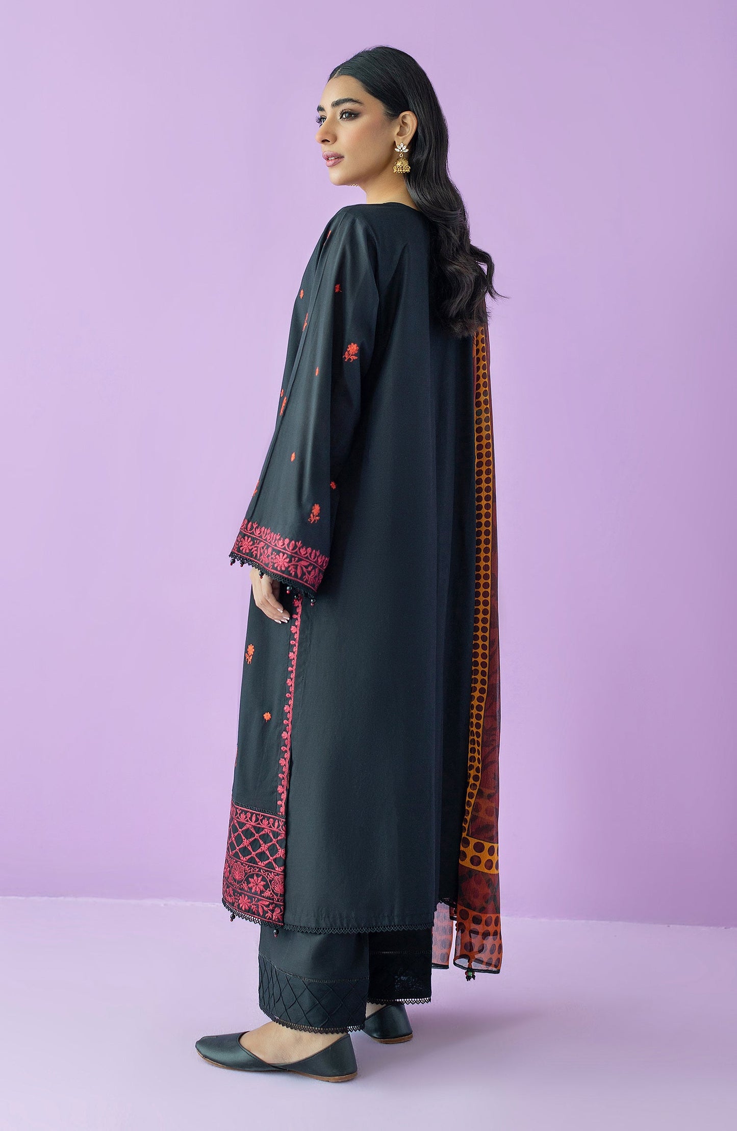 Orient - Unstitched 3 Piece Embroidered Lawn Shirt , Cambric Pant and Chiffon Dupatta