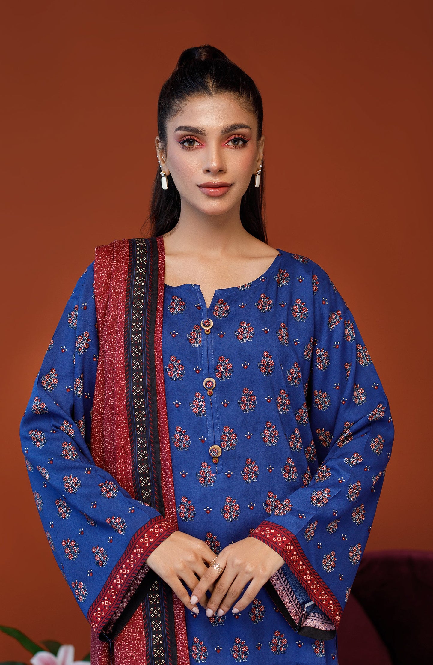 Orient - Unstitched 3 Piece Printed Linen Shirt , Linen Pant and Linen Dupatta
