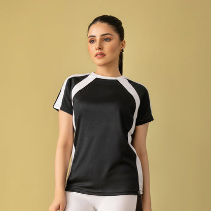 Decuir - Dominate Activewear T-shirt (White And Black)