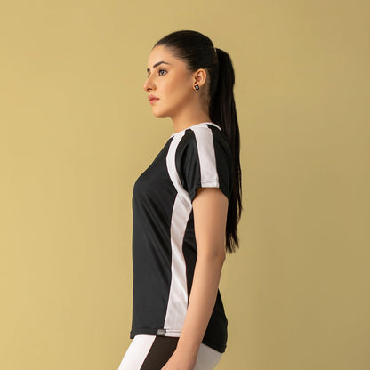 Decuir - Dominate Activewear T-shirt (White And Black)