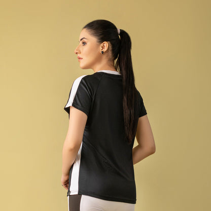 Decuir - Dominate Activewear T-shirt (White And Black)