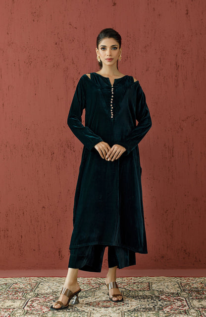 Orient - Stitched 2 Piece Plain Velvet Shirt and Velvet Pant