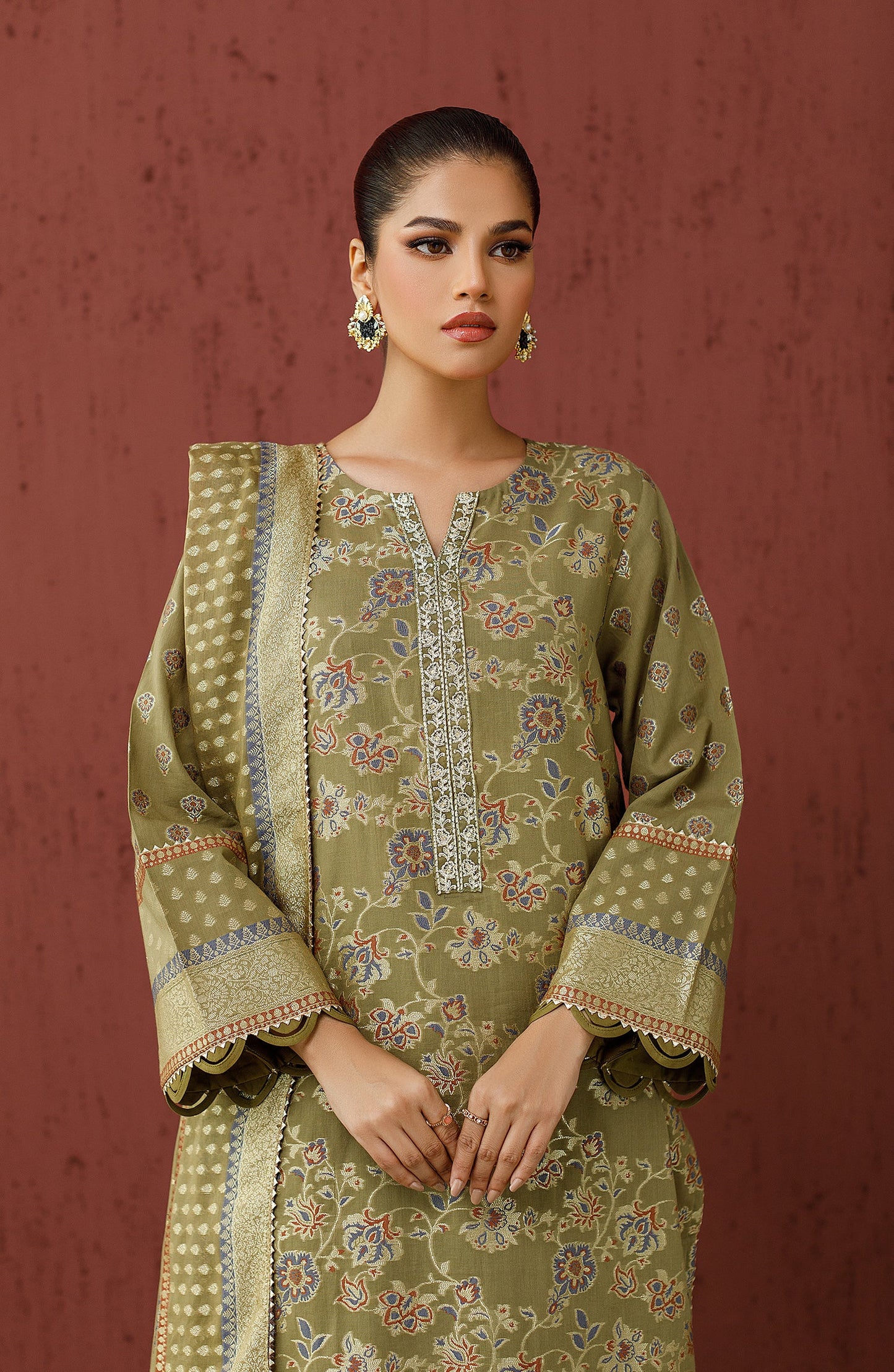 Orient - Stitched 3 Piece Embroidered Jacquard Shirt , Cambric Pant and JACQUARD Dupatta