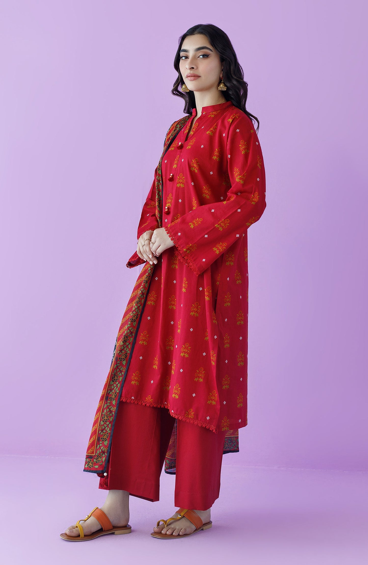 Orient - Unstitched 3 Piece Printed Lawn Shirt , Cambric Pant and Lawn Dupatta