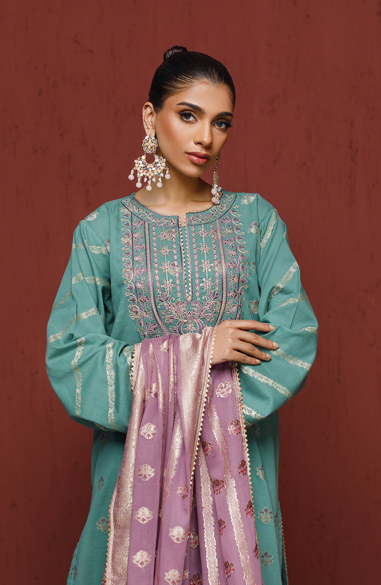 Orient - Stitched 3 Piece Embroidered Jacquard Shirt , Cambric Pant and JACQUARD Dupatta