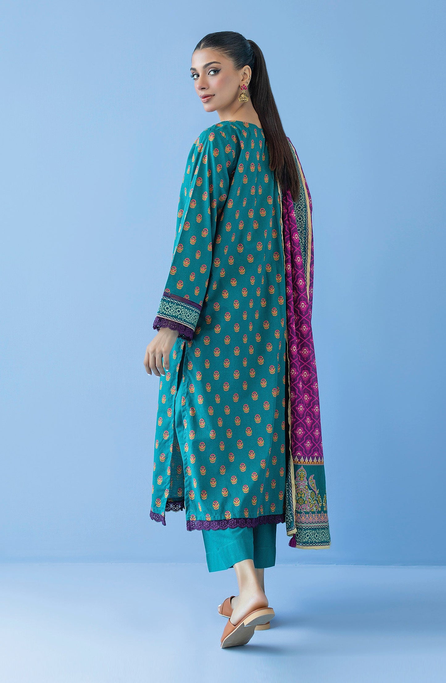 Orient - Unstitched 3 Piece Printed Cambric Shirt , Cambric Pant and Lawn Dupatta