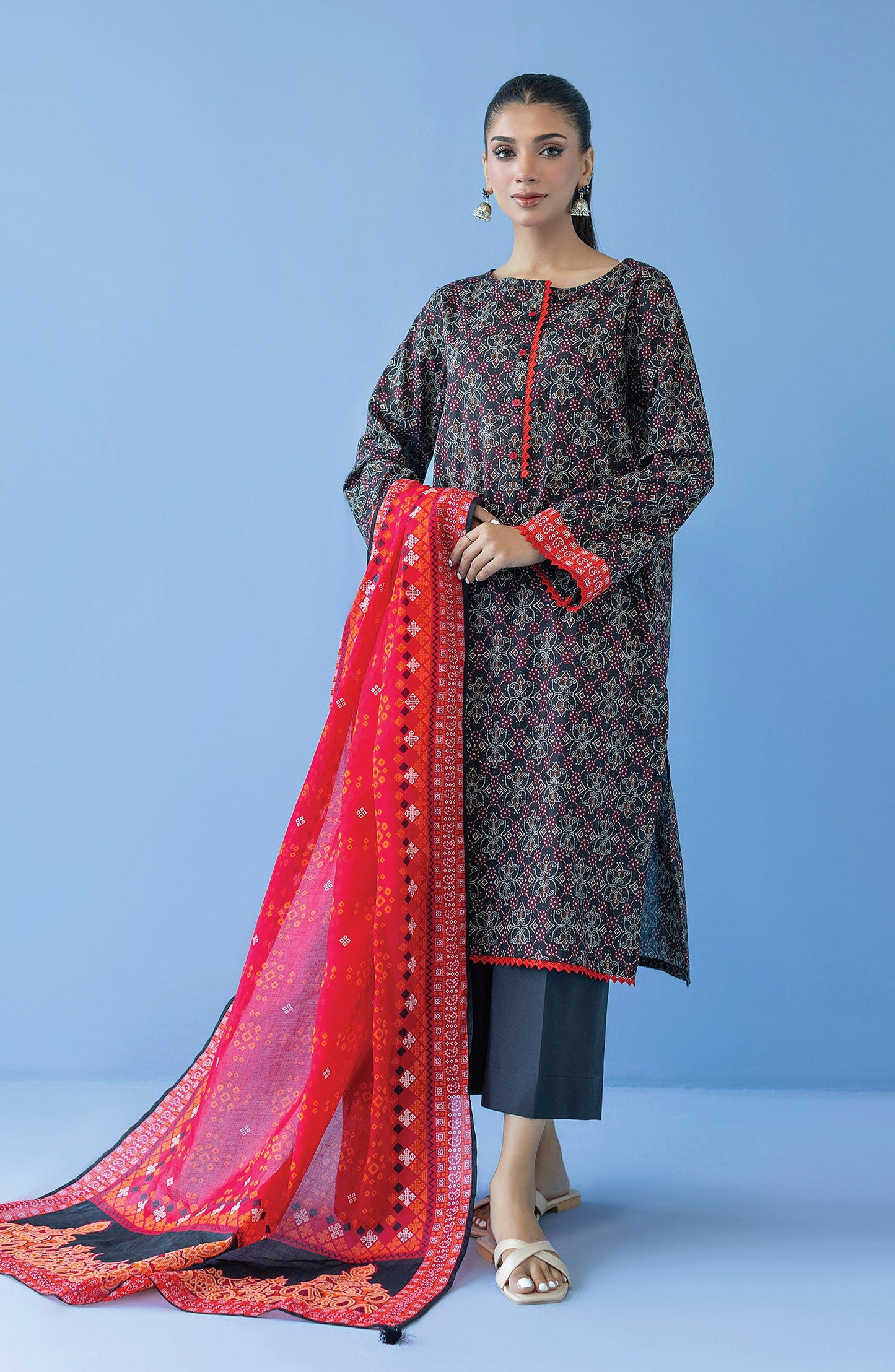 Orient - Unstitched 3 Piece Printed Cambric Shirt , Cambric Pant and Lawn Dupatta