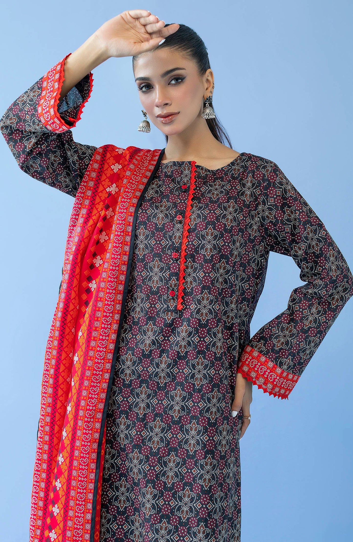 Orient - Unstitched 3 Piece Printed Cambric Shirt , Cambric Pant and Lawn Dupatta