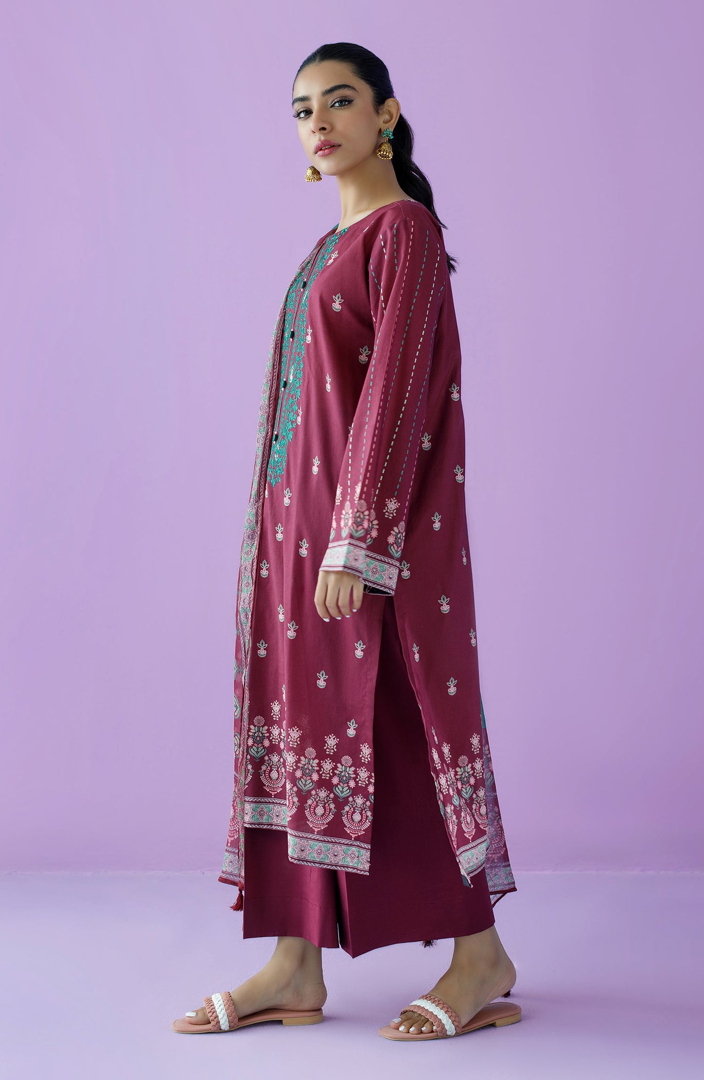 Orient - Unstitched 3 Piece Embroidered Lawn Shirt , Cambric Pant and Chiffon Dupatta