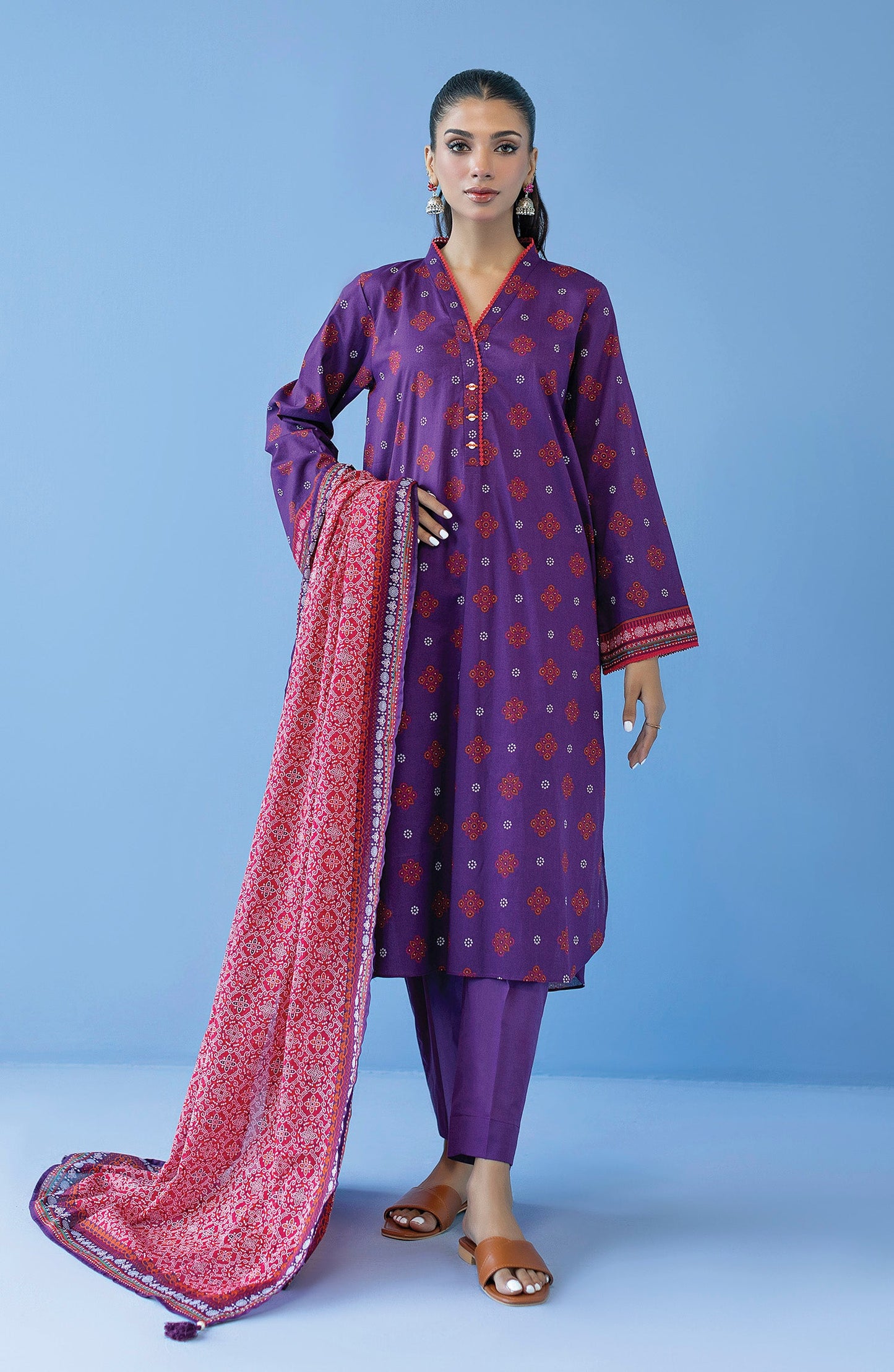 Orient - Unstitched 3 Piece Printed Cambric Shirt , Cambric Pant and Lawn Dupatta