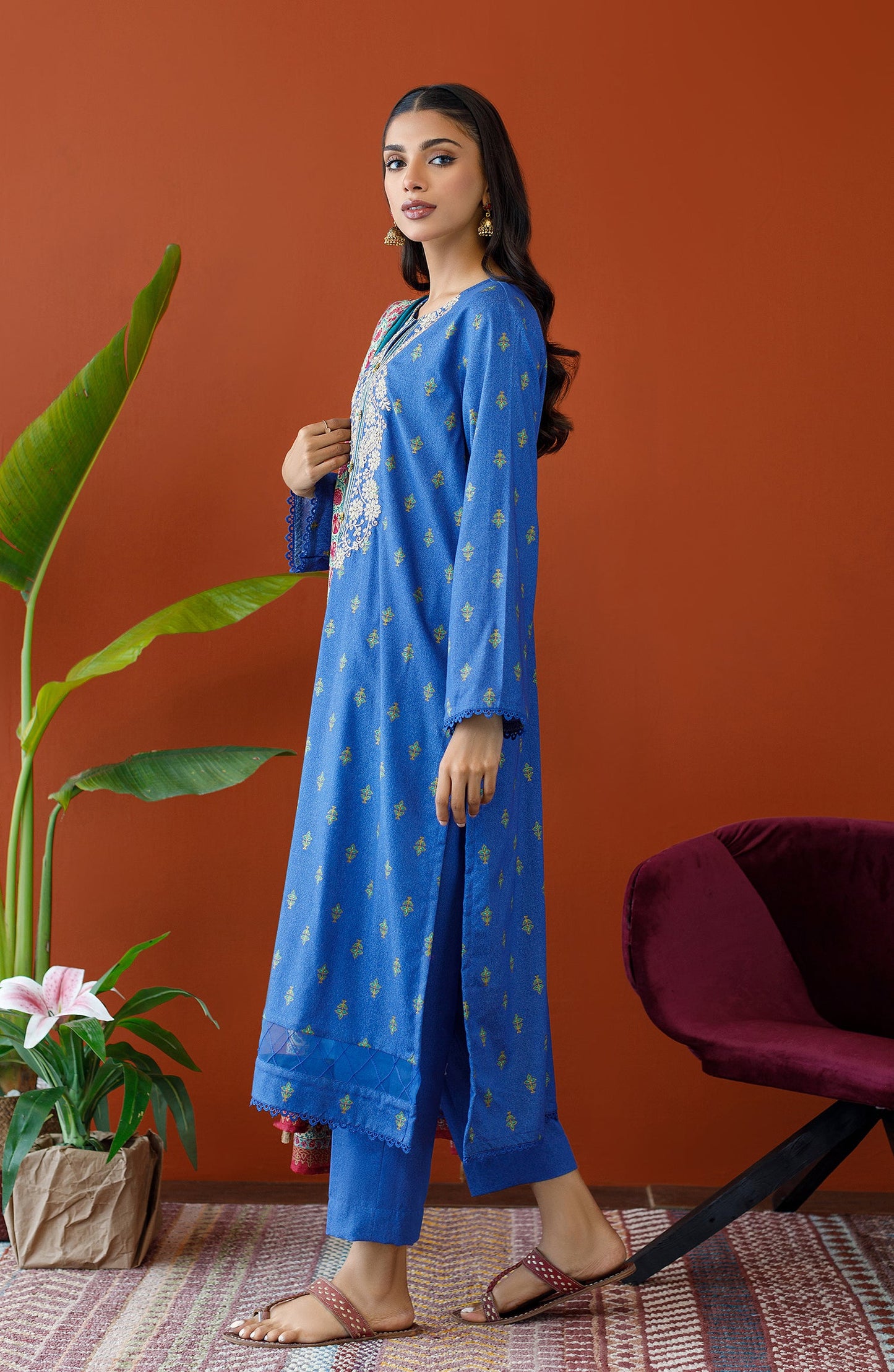 Orient - Unstitched 3 Piece Embroidered Karandi Shirt , Karandi Pant and Karandi Dupatta