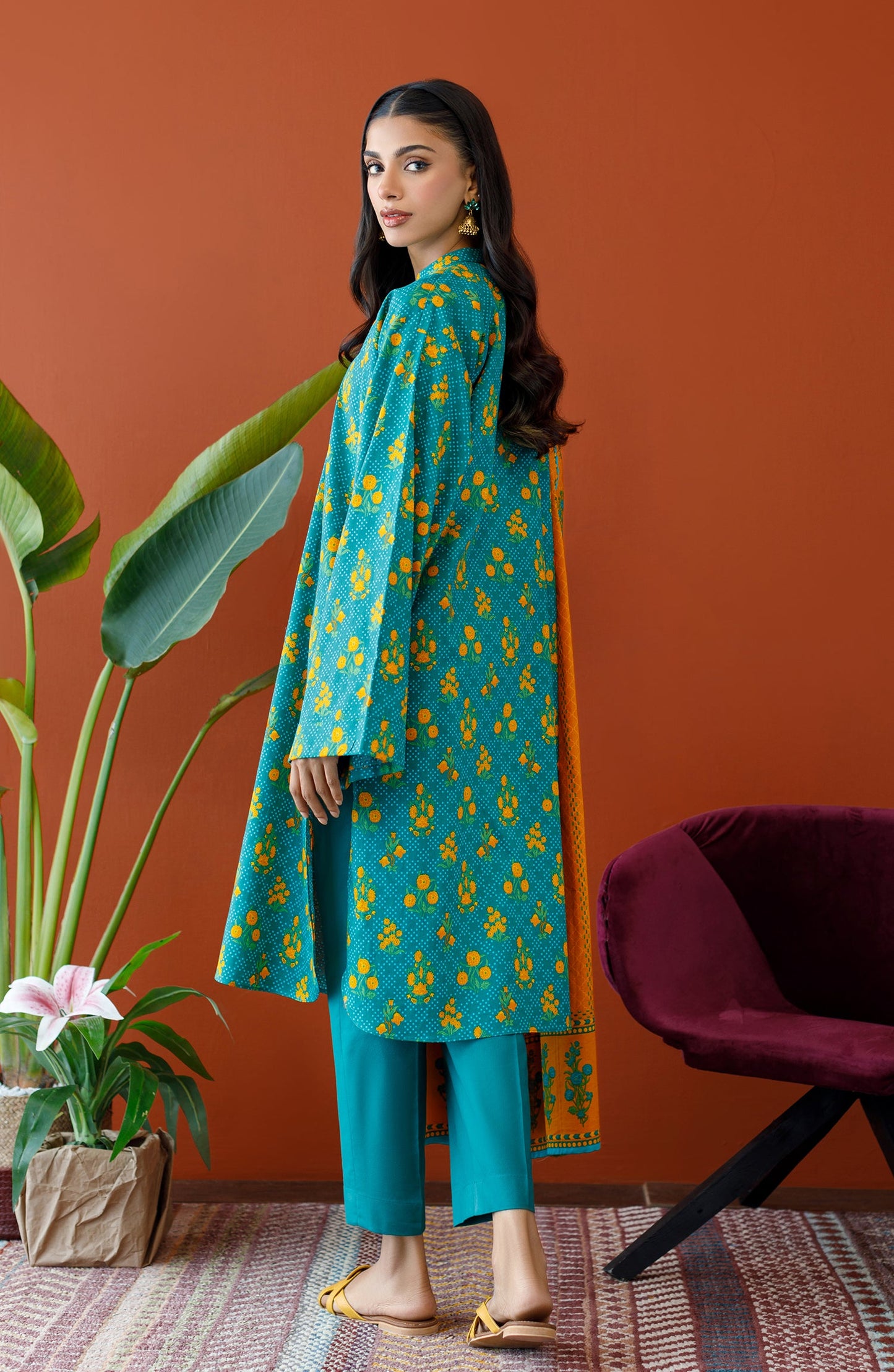 Orient - Unstitched 3 Piece Printed Cottel Shirt , Cottel Pant and Cottel Dupatta