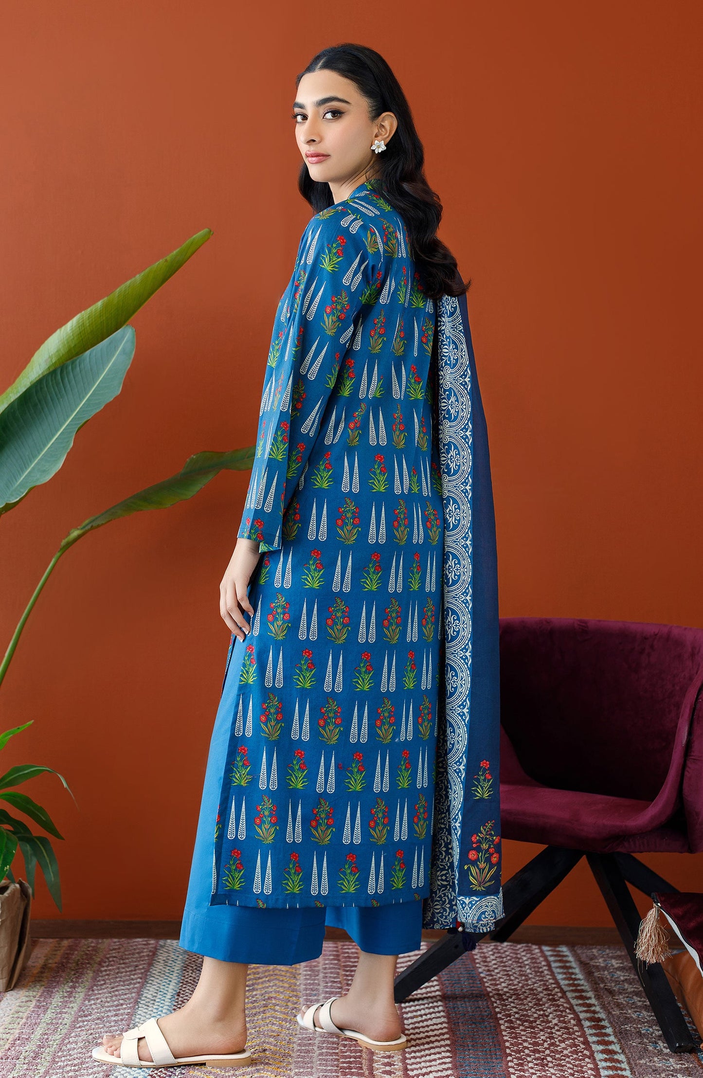 Orient - Unstitched 3 Piece Printed Cambric Shirt , Cambric Pant and Lawn Dupatta