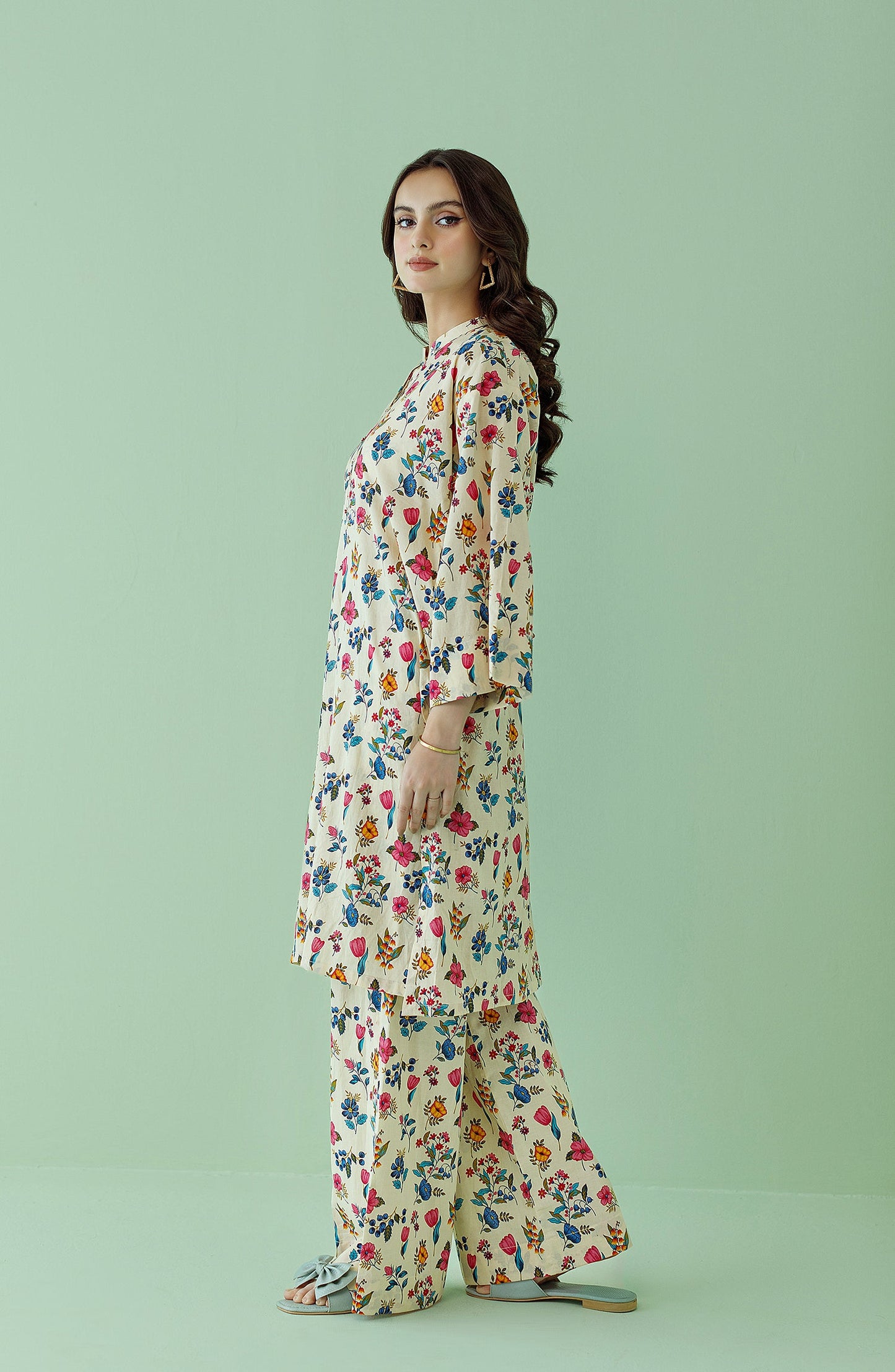 Orient - Unstitched 2 Piece Printed Lawn Shirt and Lawn Pant