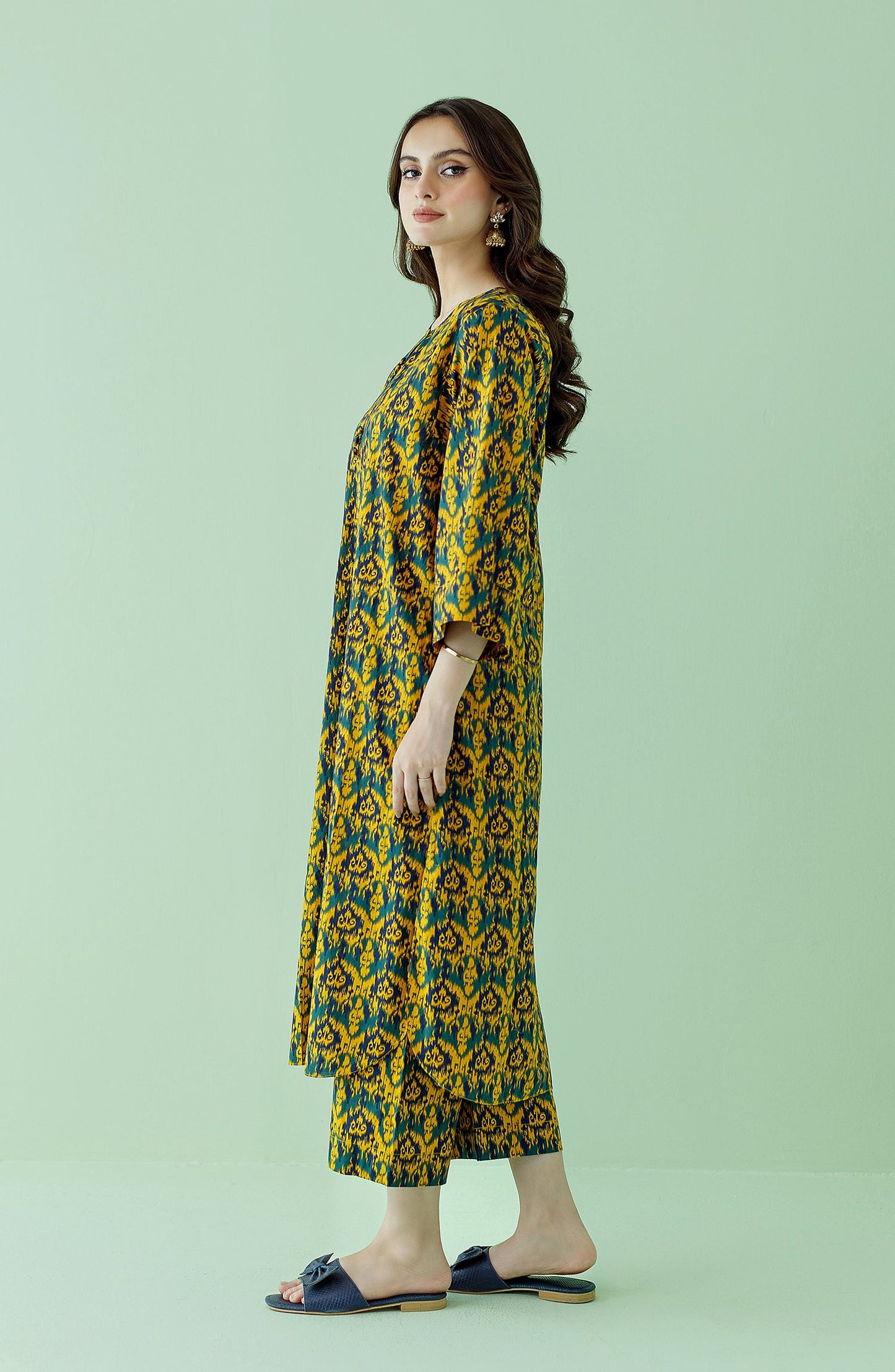 Orient - Unstitched 2 Piece Printed Lawn Shirt and Lawn Pant