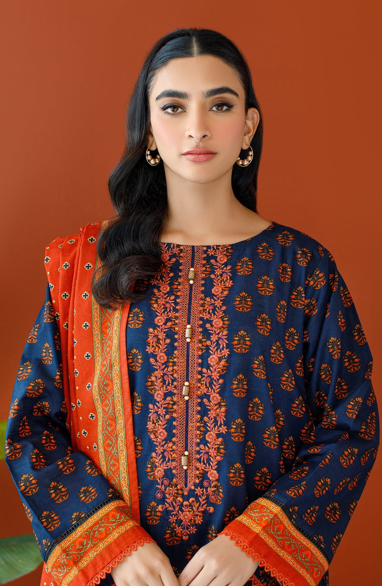 Orient - Unstitched 3 Piece Embroidered Khaddar Shirt , Khaddar Pant and Khaddar Dupatta