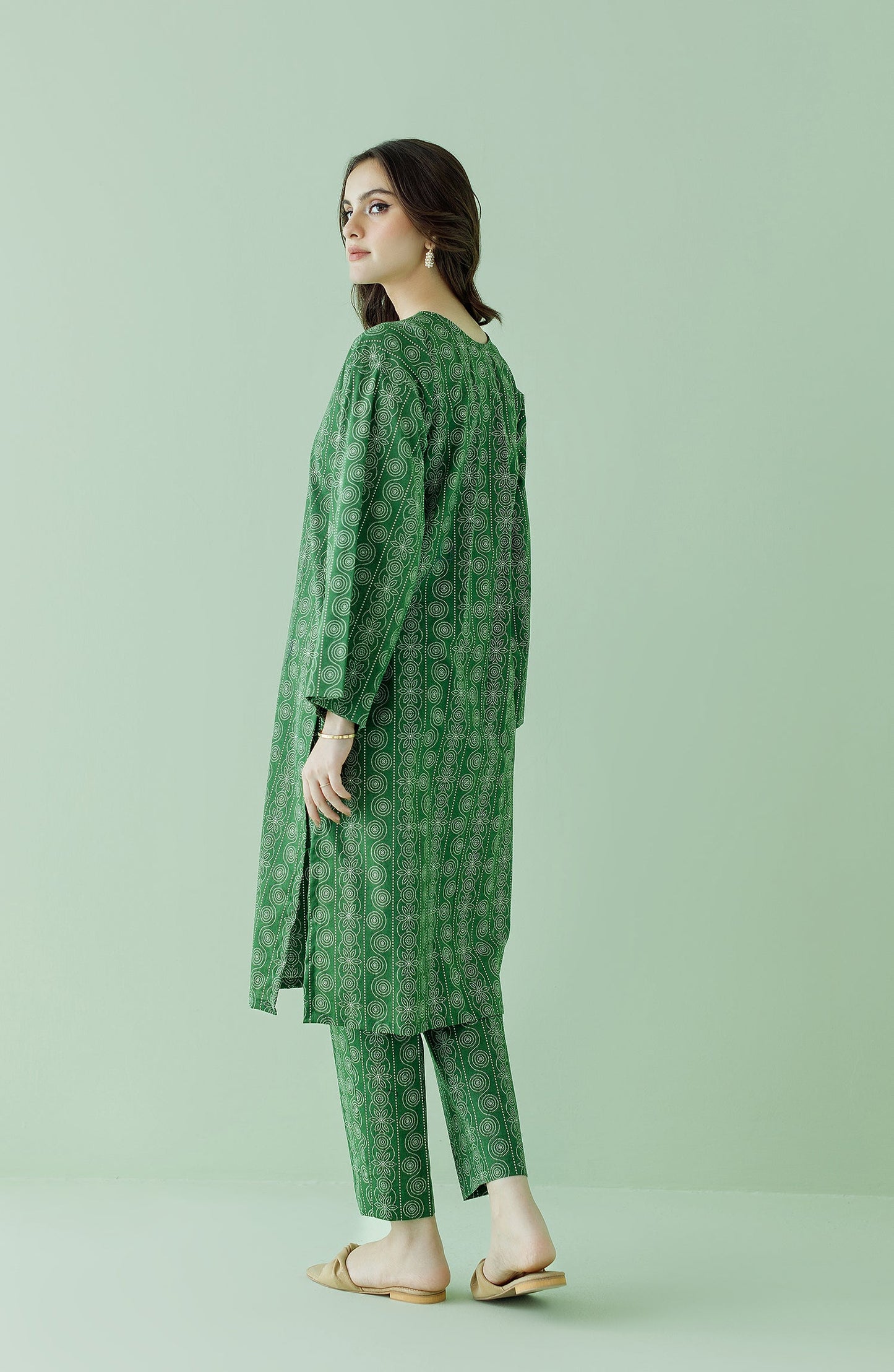 Orient - Unstitched 2 Piece Printed Lawn Shirt and Lawn Pant