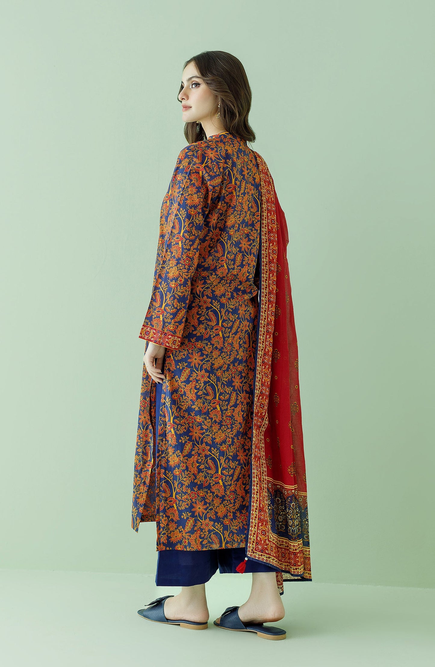 Orient - Stitched 3 Piece Printed Lawn Shirt , Cambric Pant and Lawn Dupatta