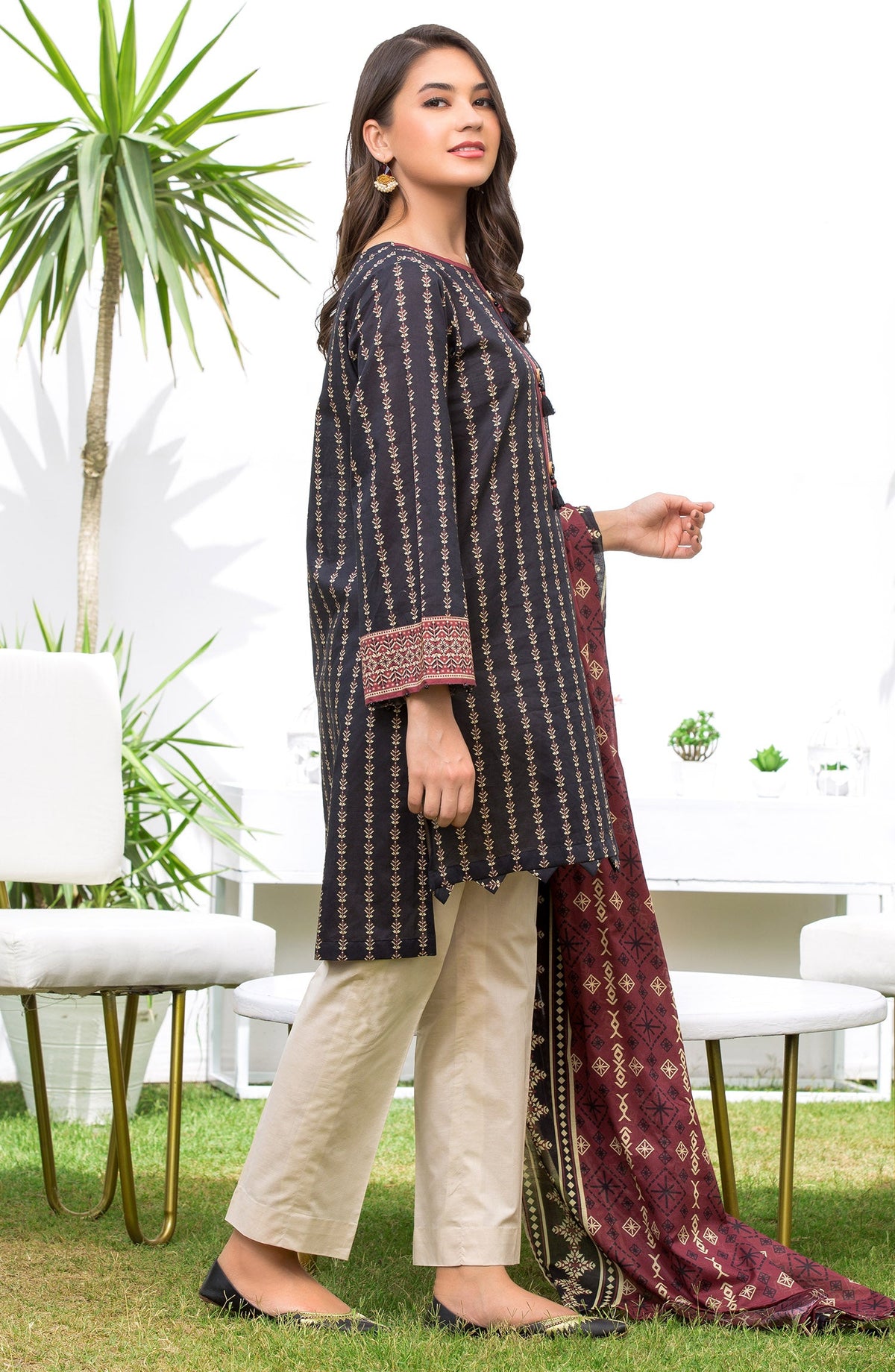 Orient - Unstitched 2 Piece Printed Lawn Shirt, Chiffon Dupatta