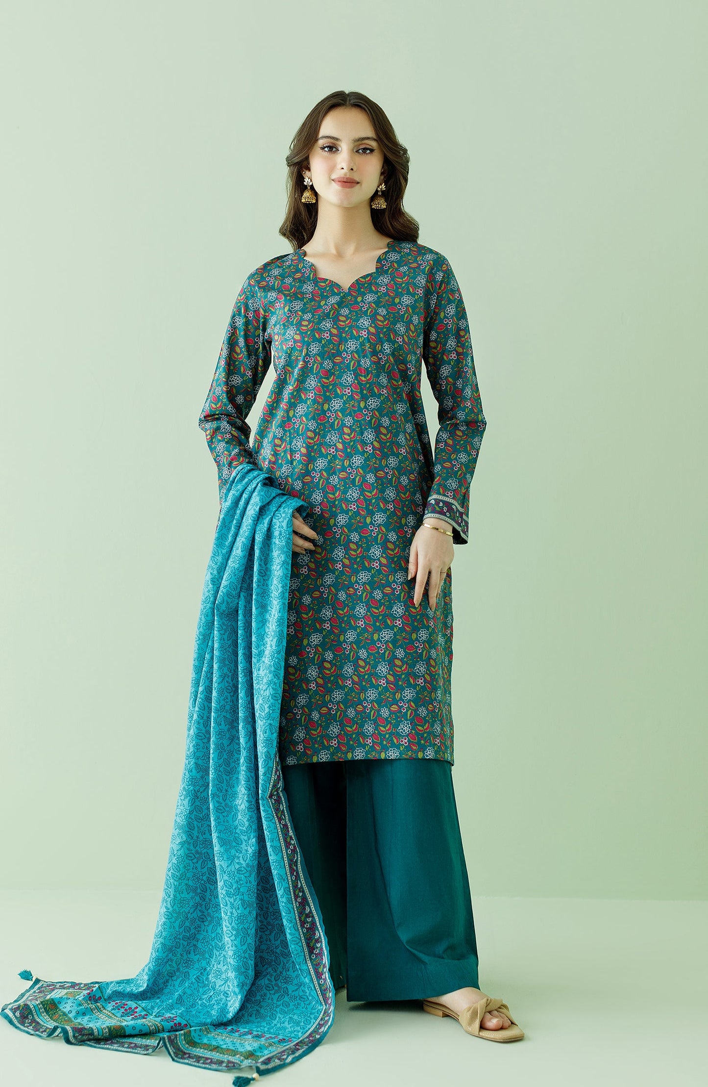 Orient - Stitched 3 Piece Printed Lawn Shirt , Cambric Pant and Lawn Dupatta