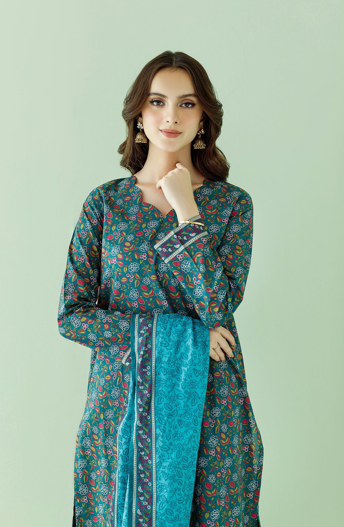 Orient - Unstitched 3 Piece Printed Lawn Shirt , Cambric Pant and Lawn Dupatta