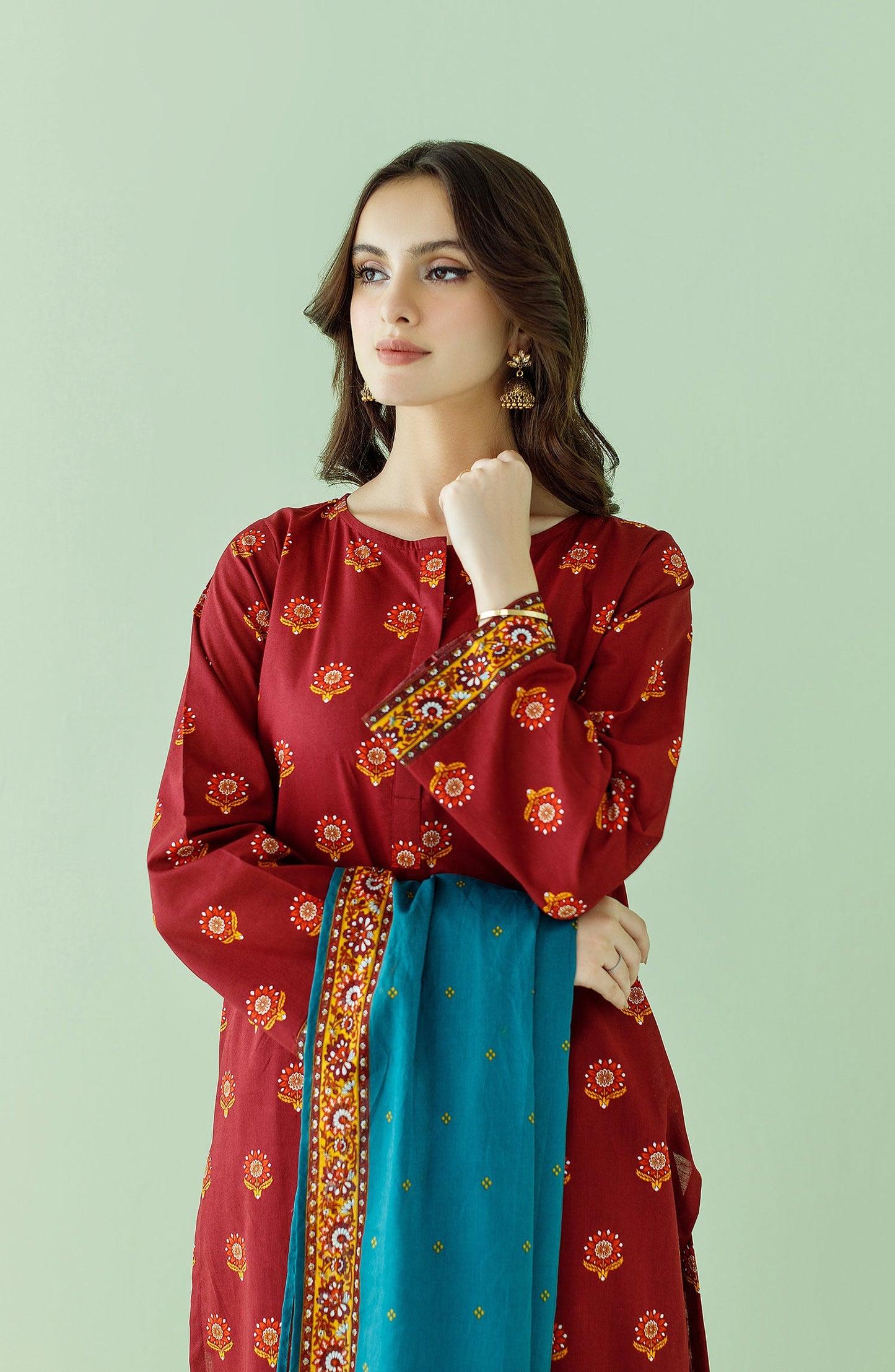 Orient - Unstitched 3 Piece Printed Lawn Shirt , Cambric Pant and Lawn Dupatta