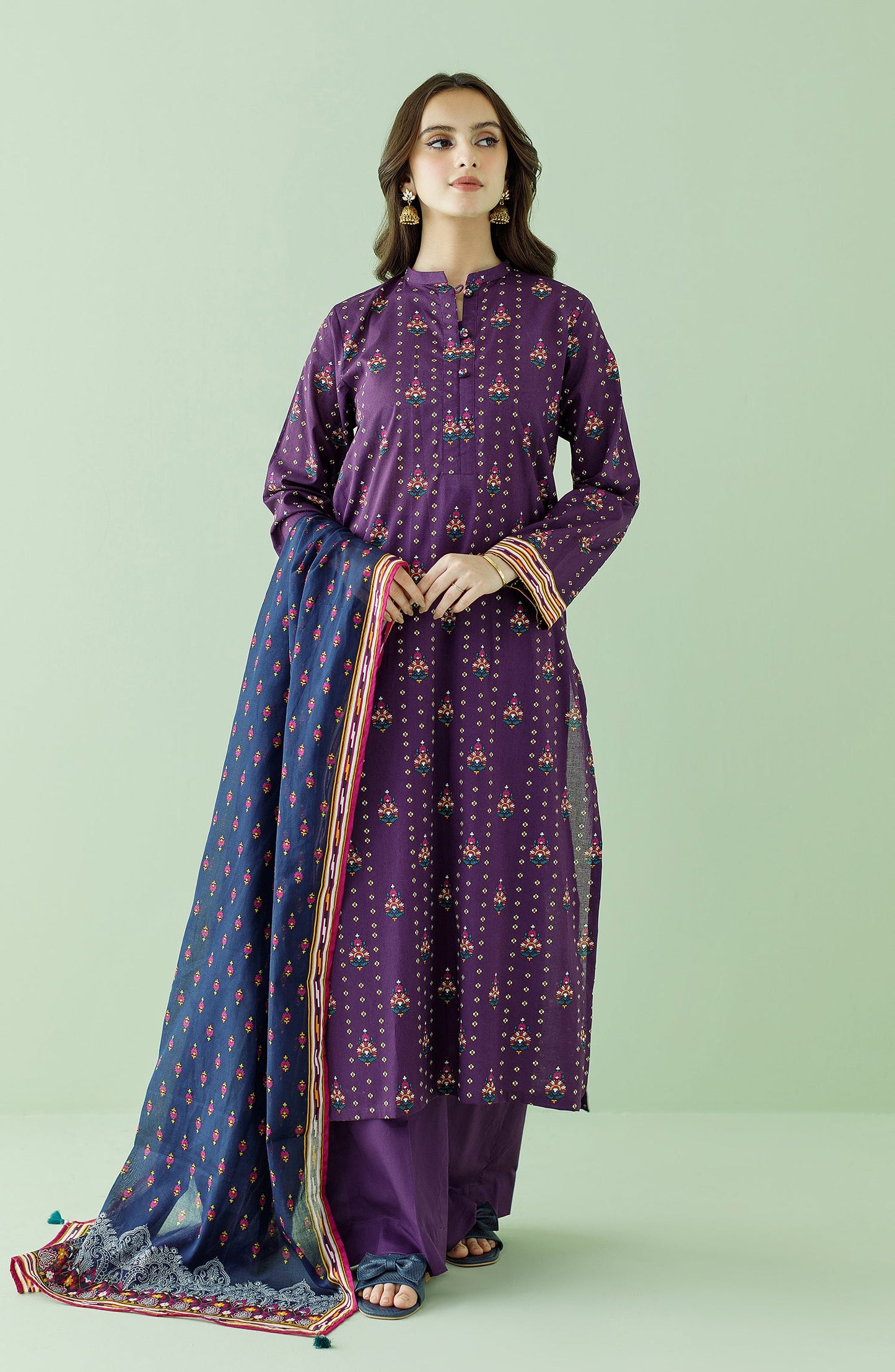 Orient - Unstitched 3 Piece Printed Lawn Shirt , Cambric Pant and Lawn Dupatta