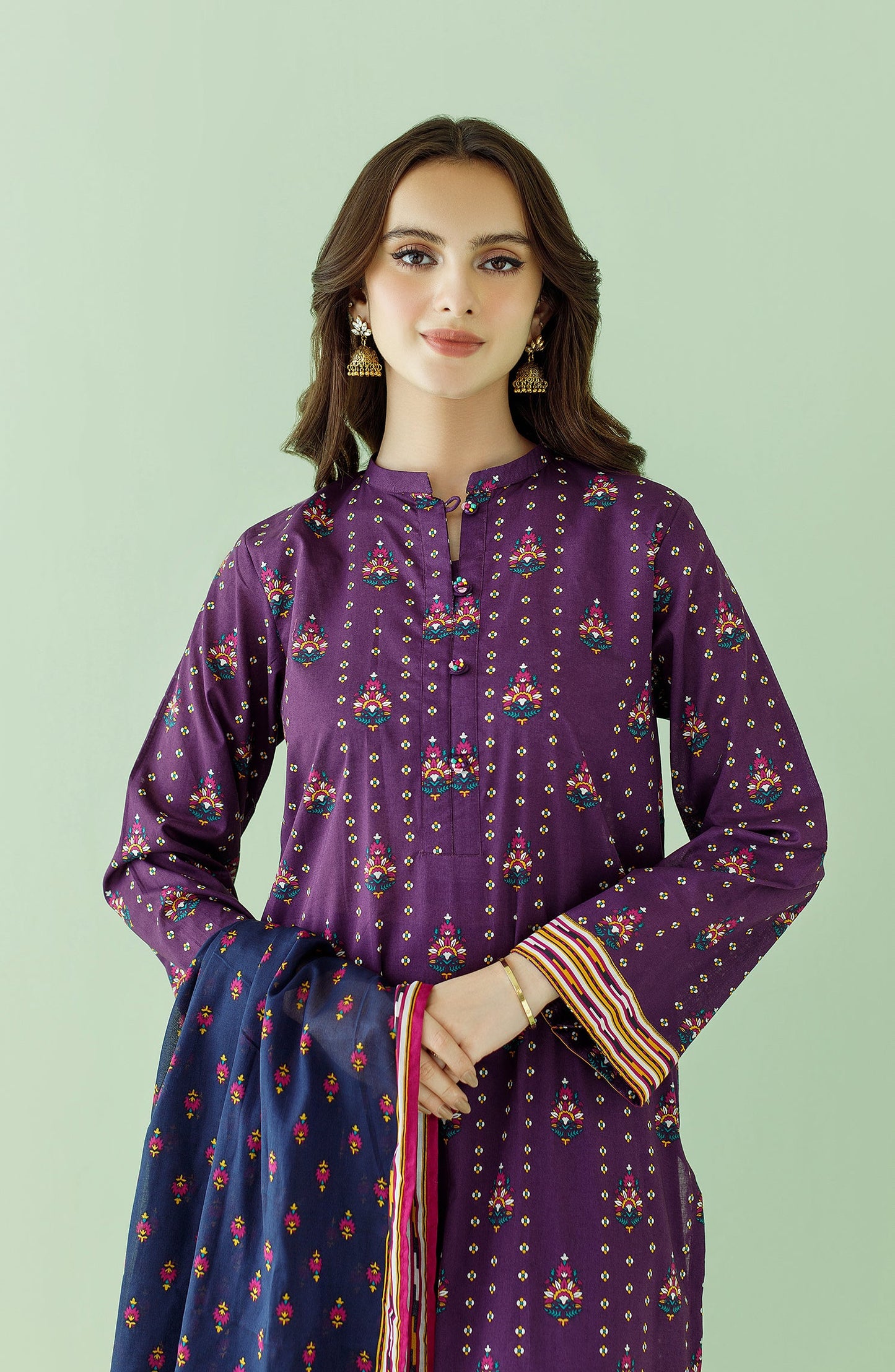 Orient - Unstitched 3 Piece Printed Lawn Shirt , Cambric Pant and Lawn Dupatta