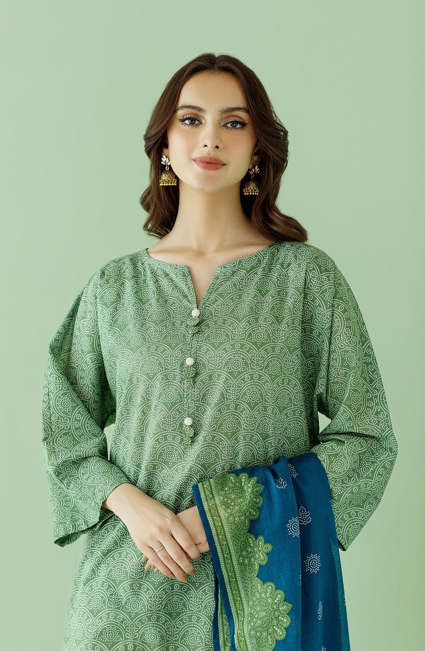 Orient - Unstitched 3 Piece Printed Lawn Shirt , Cambric Pant and Lawn Dupatta