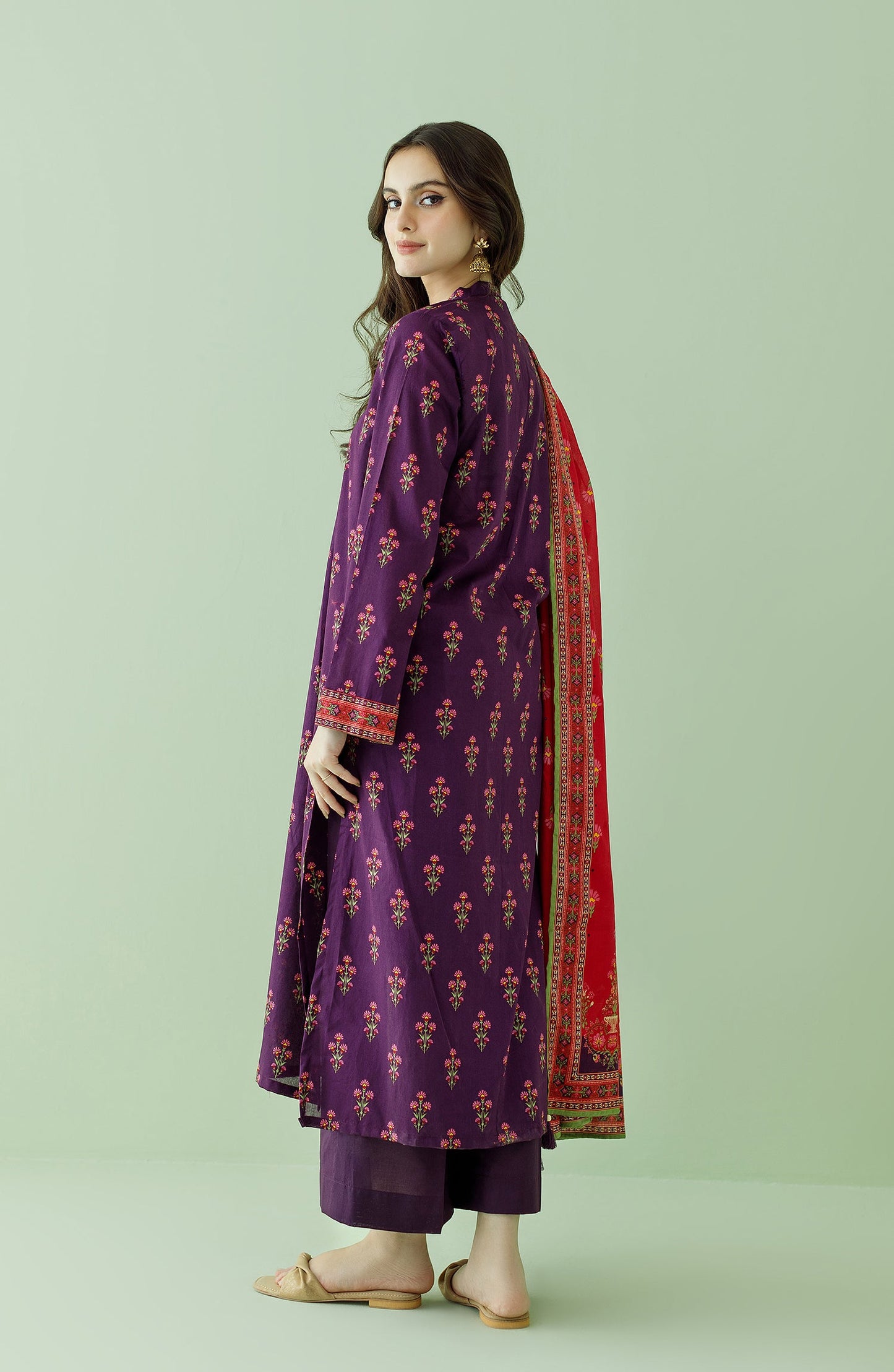 Orient - Unstitched 3 Piece Printed Lawn Shirt , Cambric Pant and Lawn Dupatta