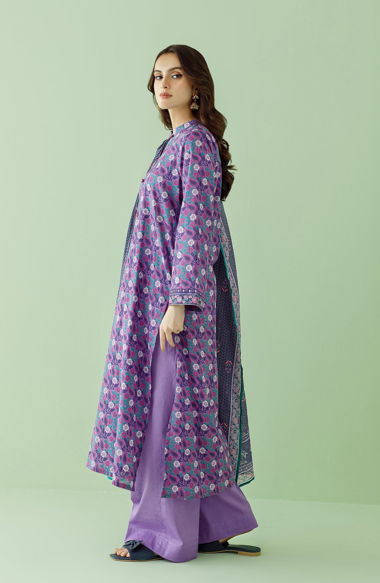 Orient - Unstitched 3 Piece Printed Lawn Shirt , Cambric Pant and Lawn Dupatta